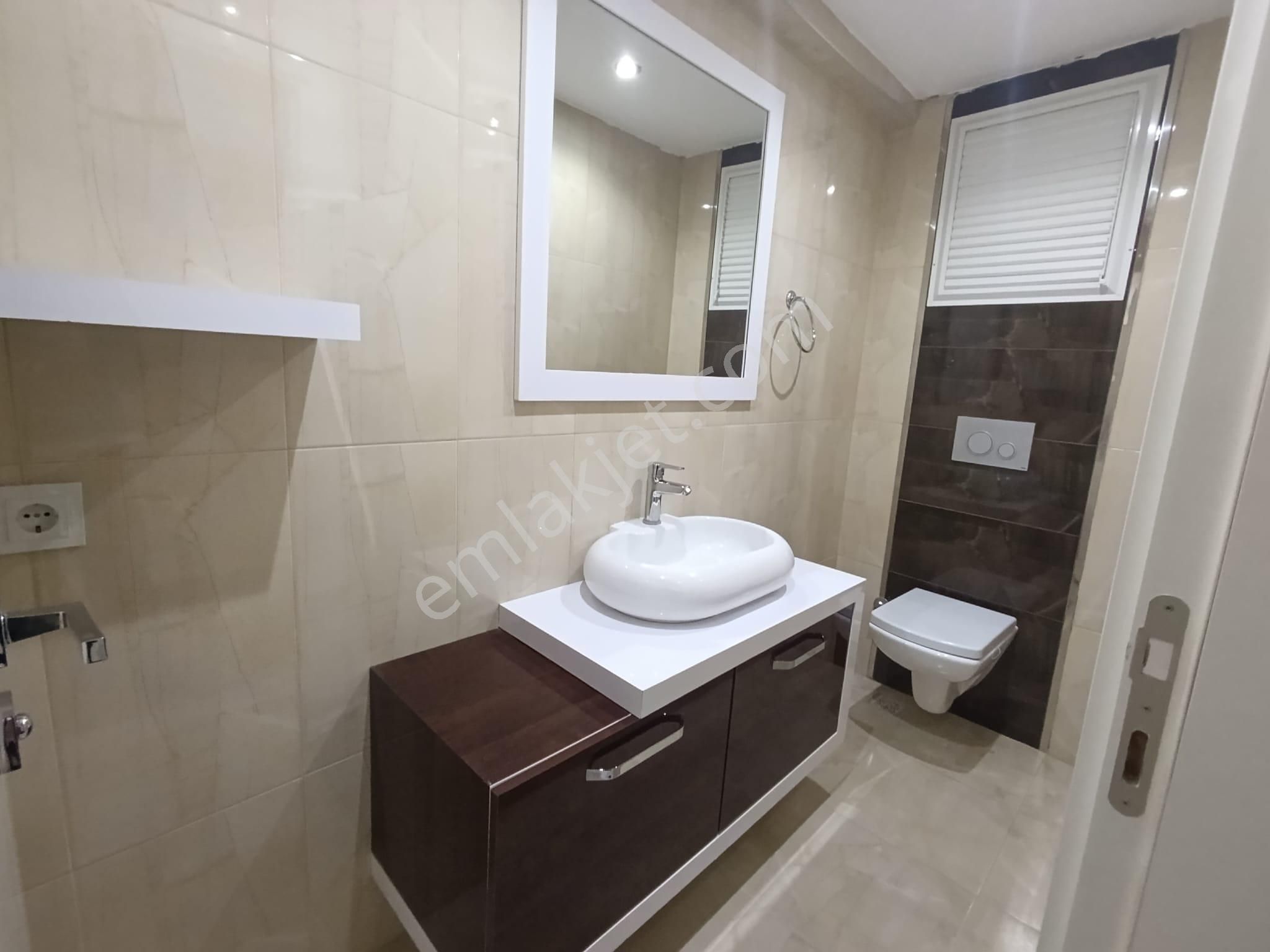 Blokyapı'dan Yenişafakta Ebeveyn Banyolu 140 M2 Arakat 2+1 Daire - Görsel 9