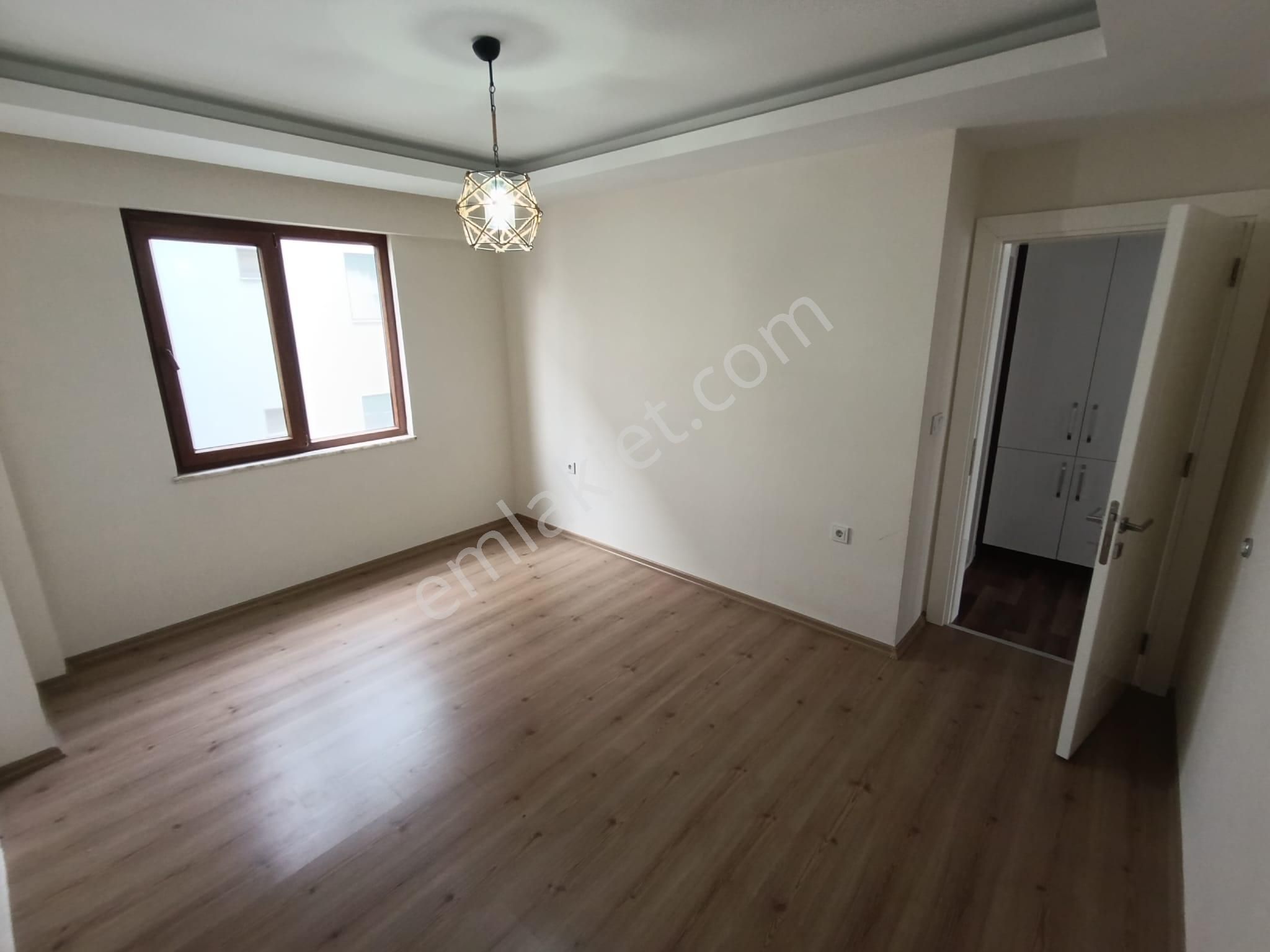 Blokyapı'dan Yenişafakta Ebeveyn Banyolu 140 M2 Arakat 2+1 Daire - Görsel 15