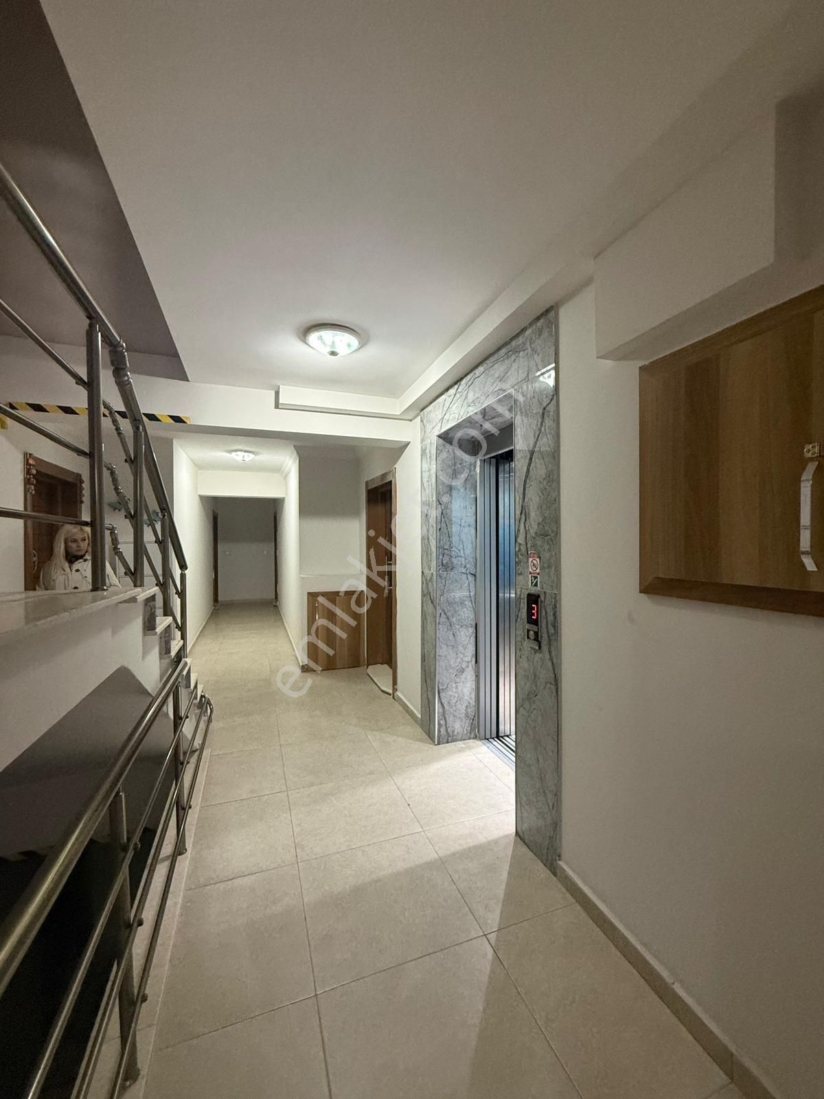 Saadet Korkmaz Emlak'tan Dikili İsmetpaşa'da Satılık 3+1 Dubleks Daire - Görsel 2