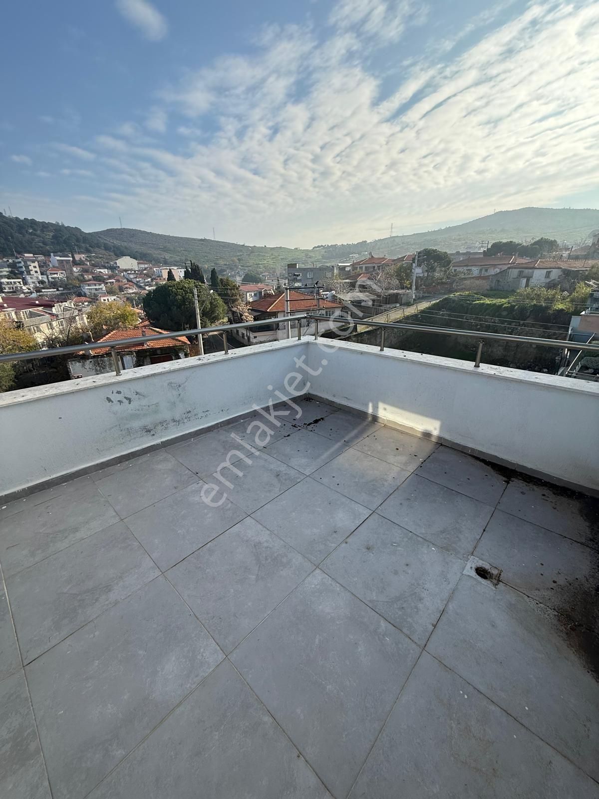 Saadet Korkmaz Emlak'tan Dikili İsmetpaşa'da Satılık 3+1 Dubleks Daire - Görsel 34