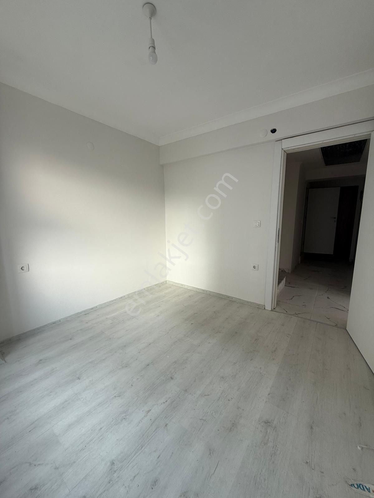 Saadet Korkmaz Emlak'tan Dikili İsmetpaşa'da Satılık 3+1 Dubleks Daire - Görsel 18