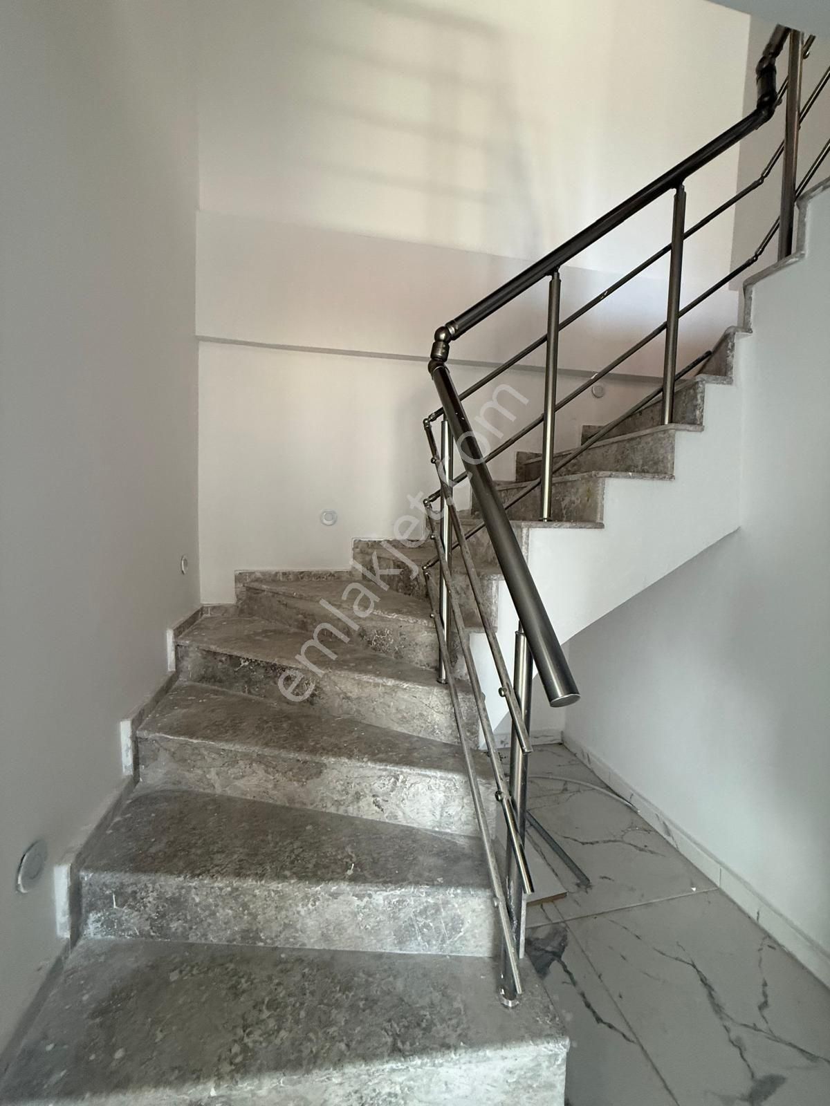 Saadet Korkmaz Emlak'tan Dikili İsmetpaşa'da Satılık 3+1 Dubleks Daire - Görsel 20