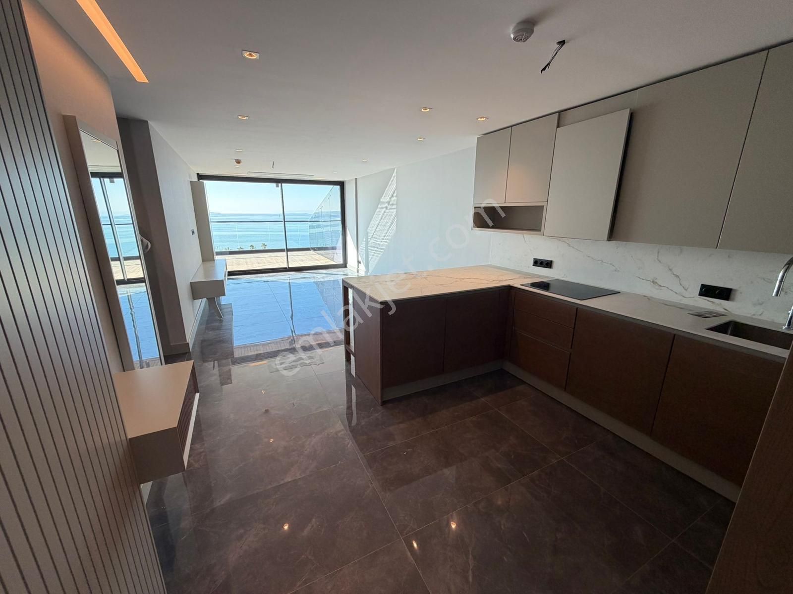 Çeşme Rısıng Roseranda 2+1 Satılık Lüks Rezidans Daire - Görsel 3