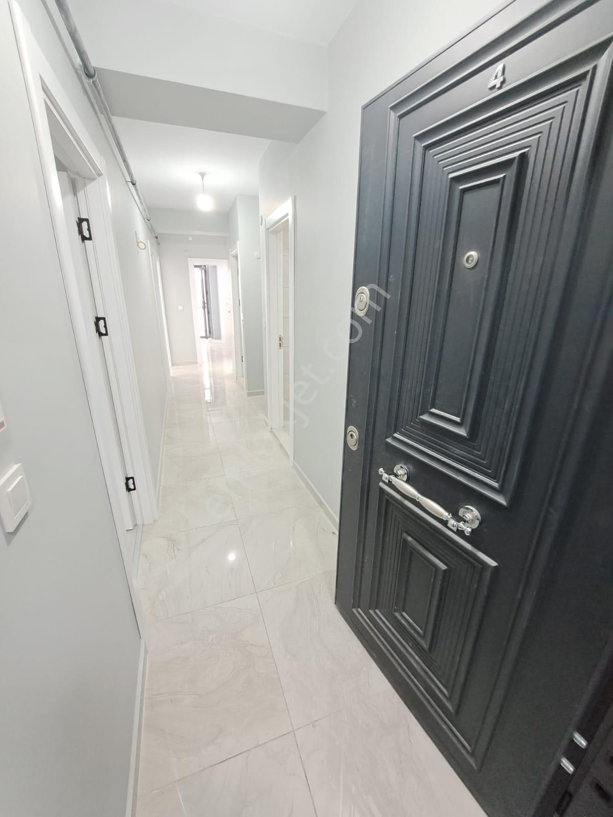 Toprak İnşaat...kullanıma Hazır İskan Alınmış 3+1 Cadde Üzeri!!! - Görsel 4