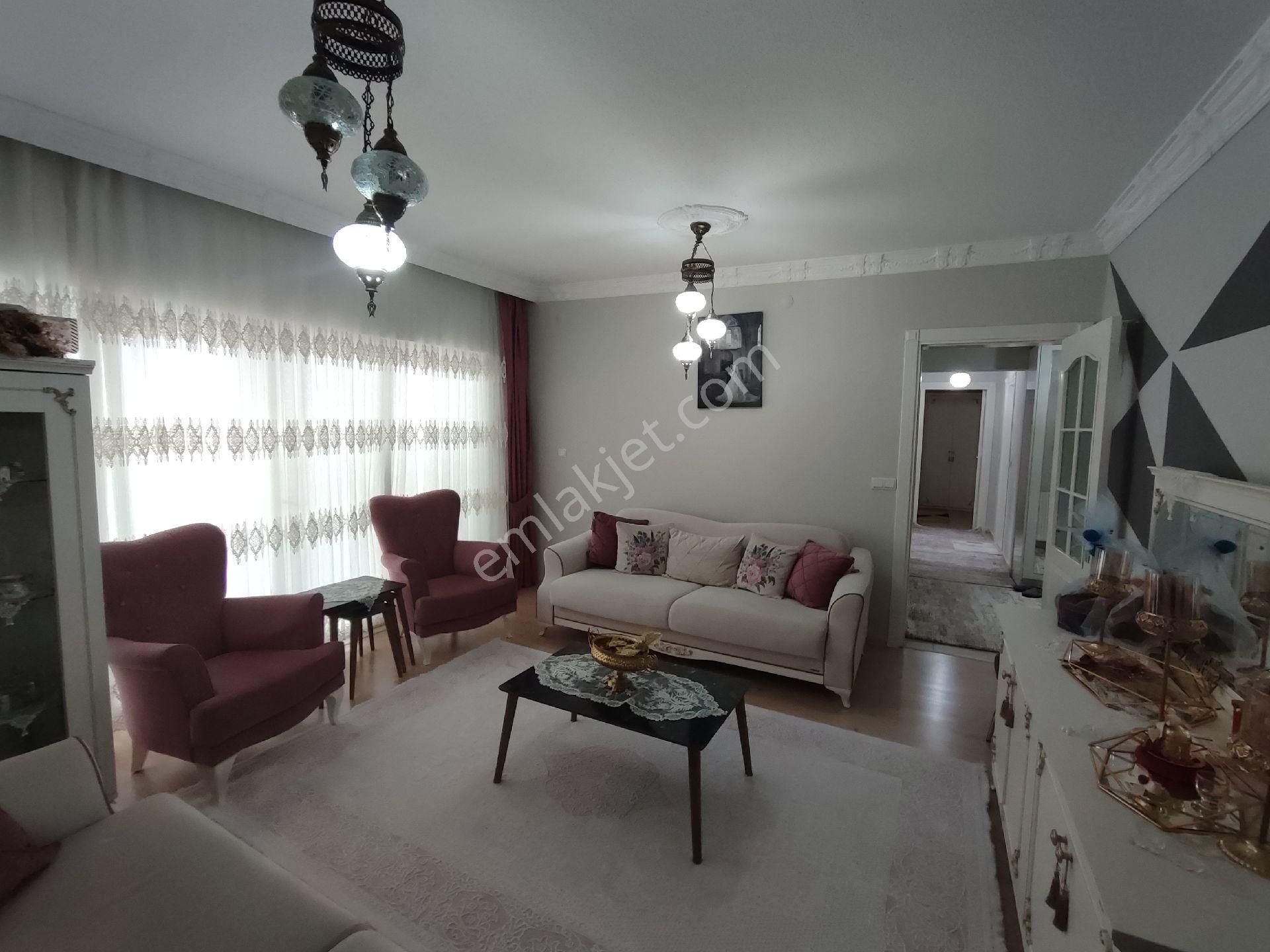 Cadde 17 Emlaktan Geniş 2+1 - Görsel 2