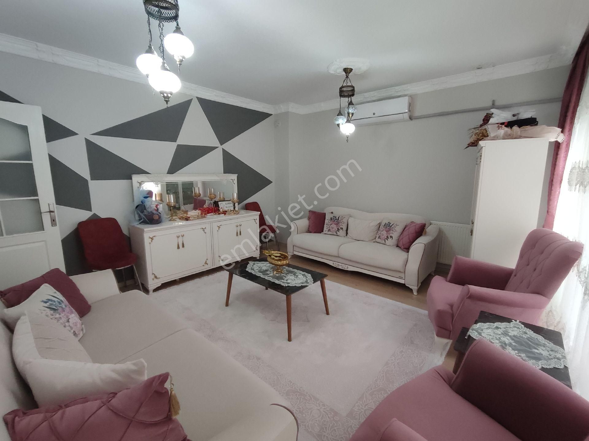 Cadde 17 Emlaktan Geniş 2+1 - Görsel 3