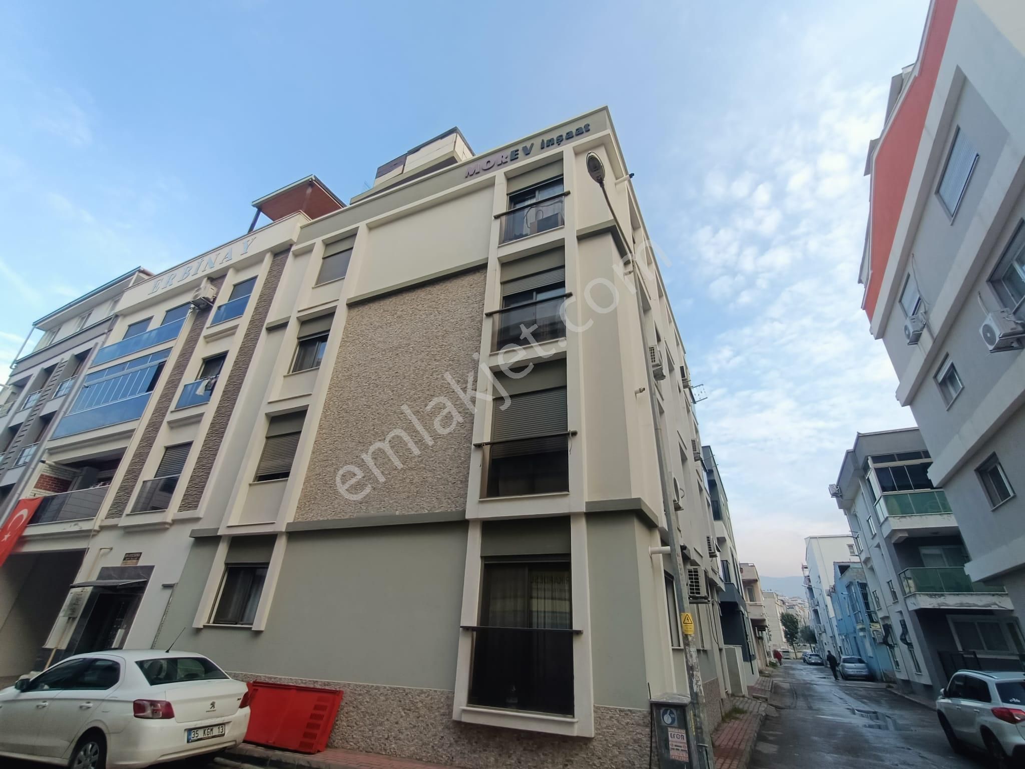 İzban Yakını Eşyalı 2+1 Doğalgazlı Köşe 2+1 Kiralık Daire - Görsel 7