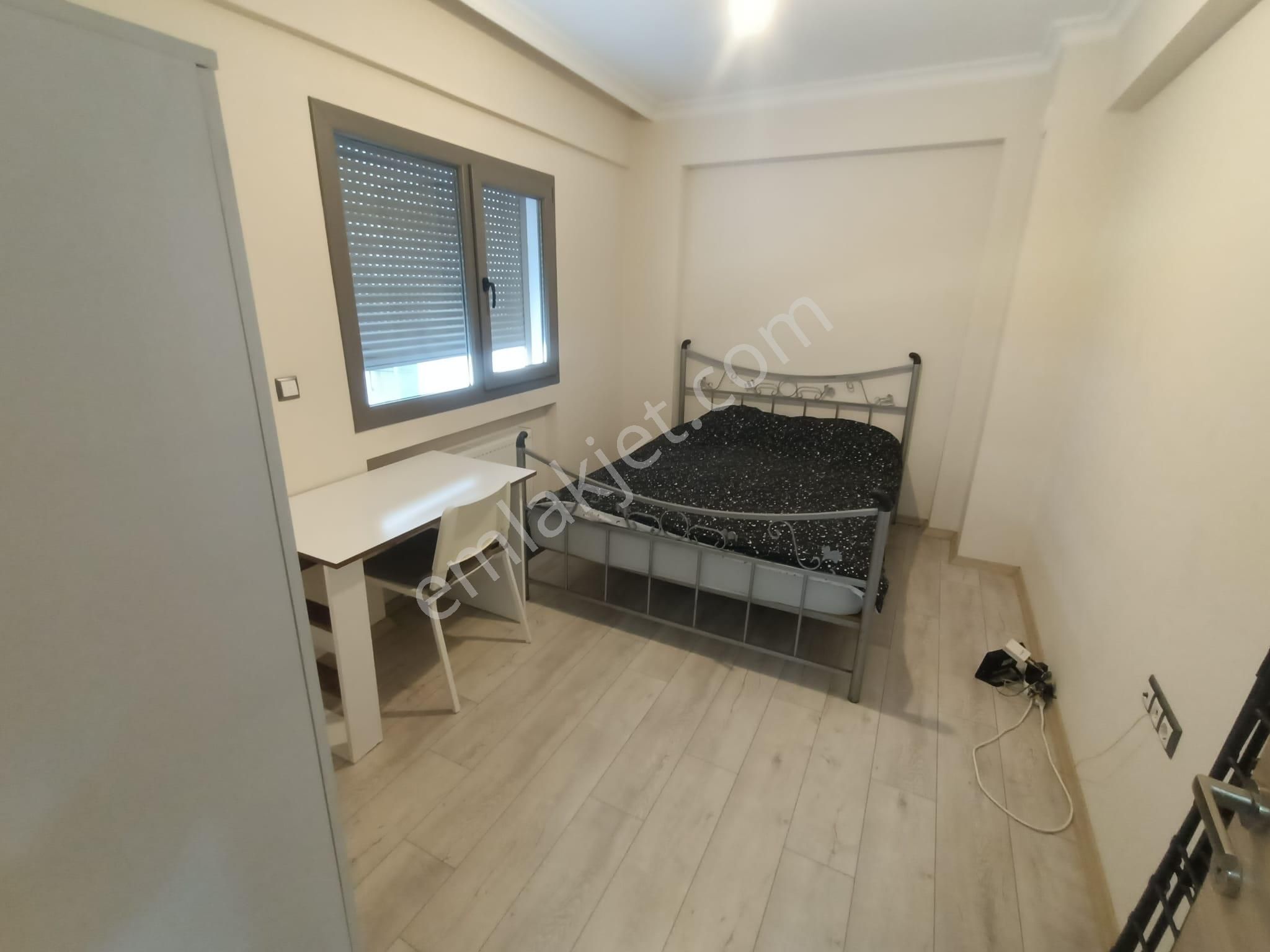 İzban Yakını Eşyalı 2+1 Doğalgazlı Köşe 2+1 Kiralık Daire - Görsel 13