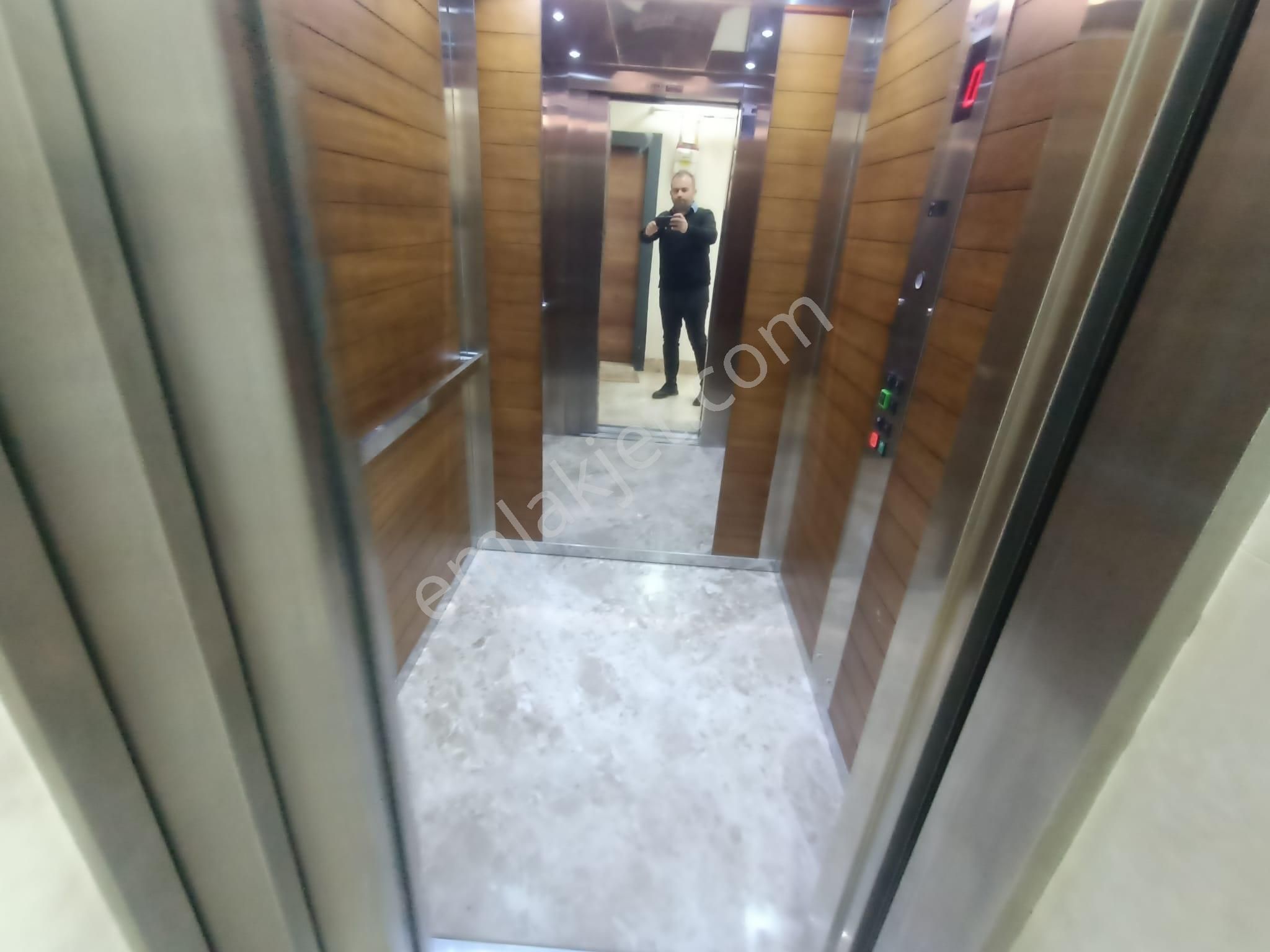 İzban Yakını Eşyalı 2+1 Doğalgazlı Köşe 2+1 Kiralık Daire - Görsel 10