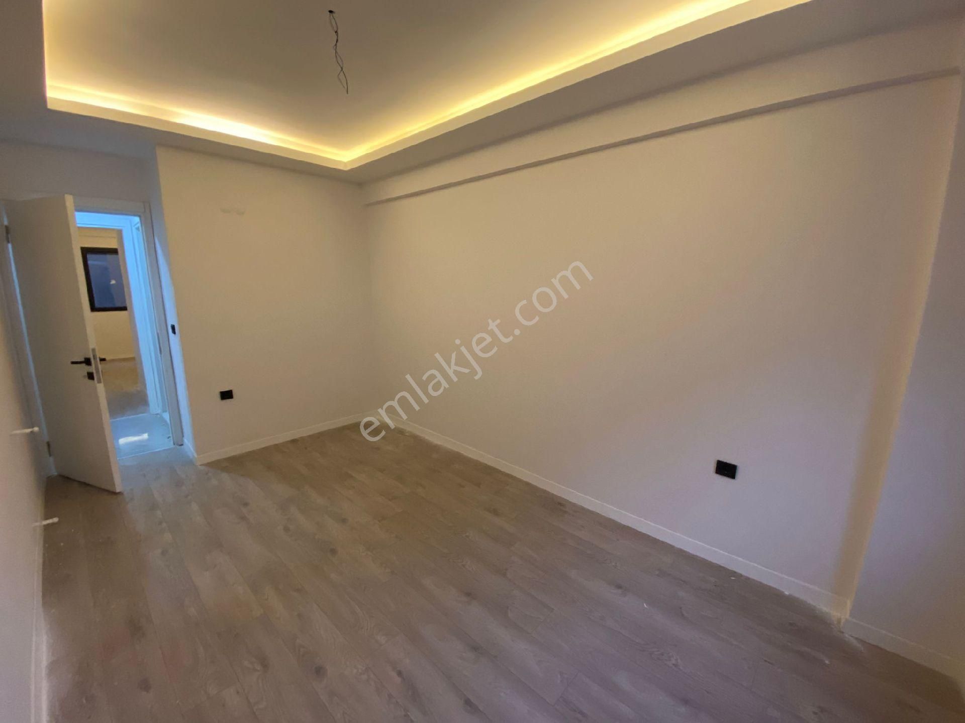 Sıfır İzban Duraklarına Yakın 2+1 Açık Mutfak Doğalgazlı Aydınlık - Görsel 20