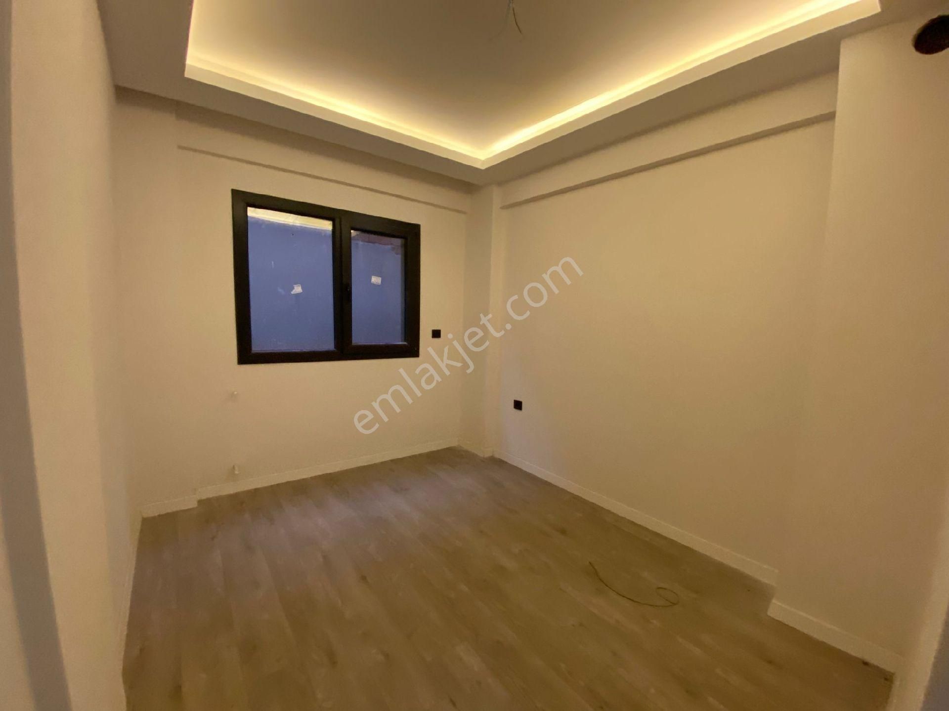 Sıfır İzban Duraklarına Yakın 2+1 Açık Mutfak Doğalgazlı Aydınlık - Görsel 22