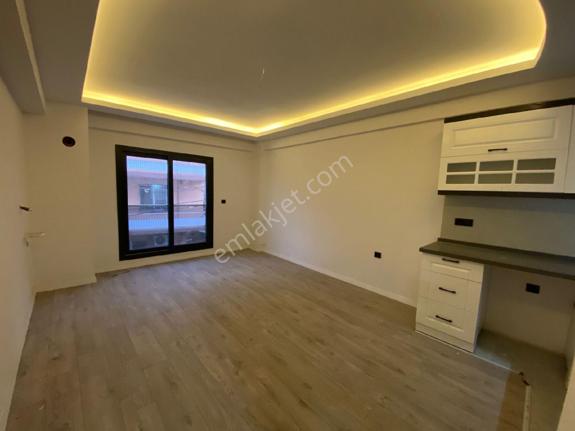 Sıfır İzban Duraklarına Yakın 2+1 Açık Mutfak Doğalgazlı Aydınlık - Görsel 7