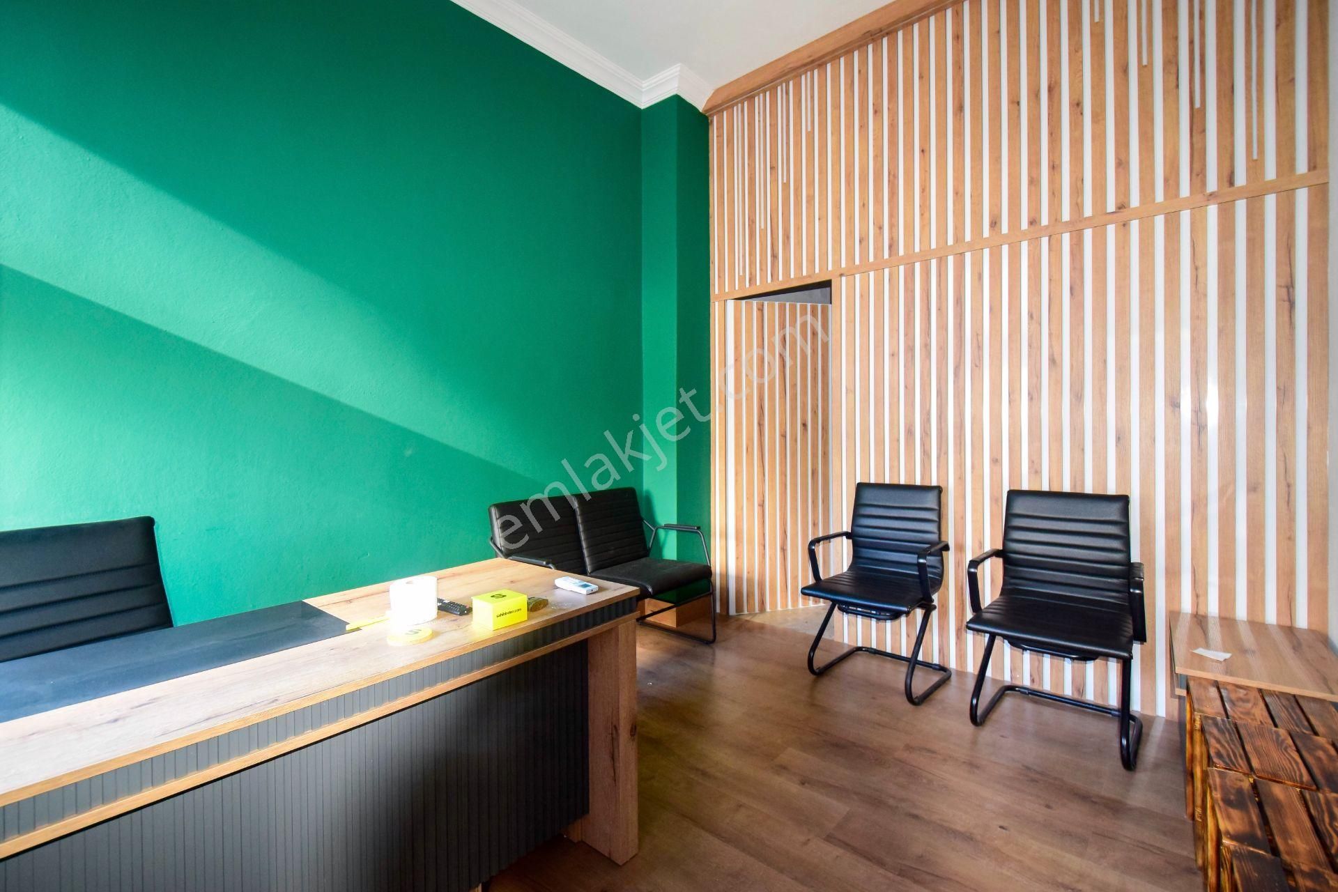 Alanya Saray Mahallesi'nde Caddeye Yakın Eşyalı 25 M² Dükkan - Görsel 4