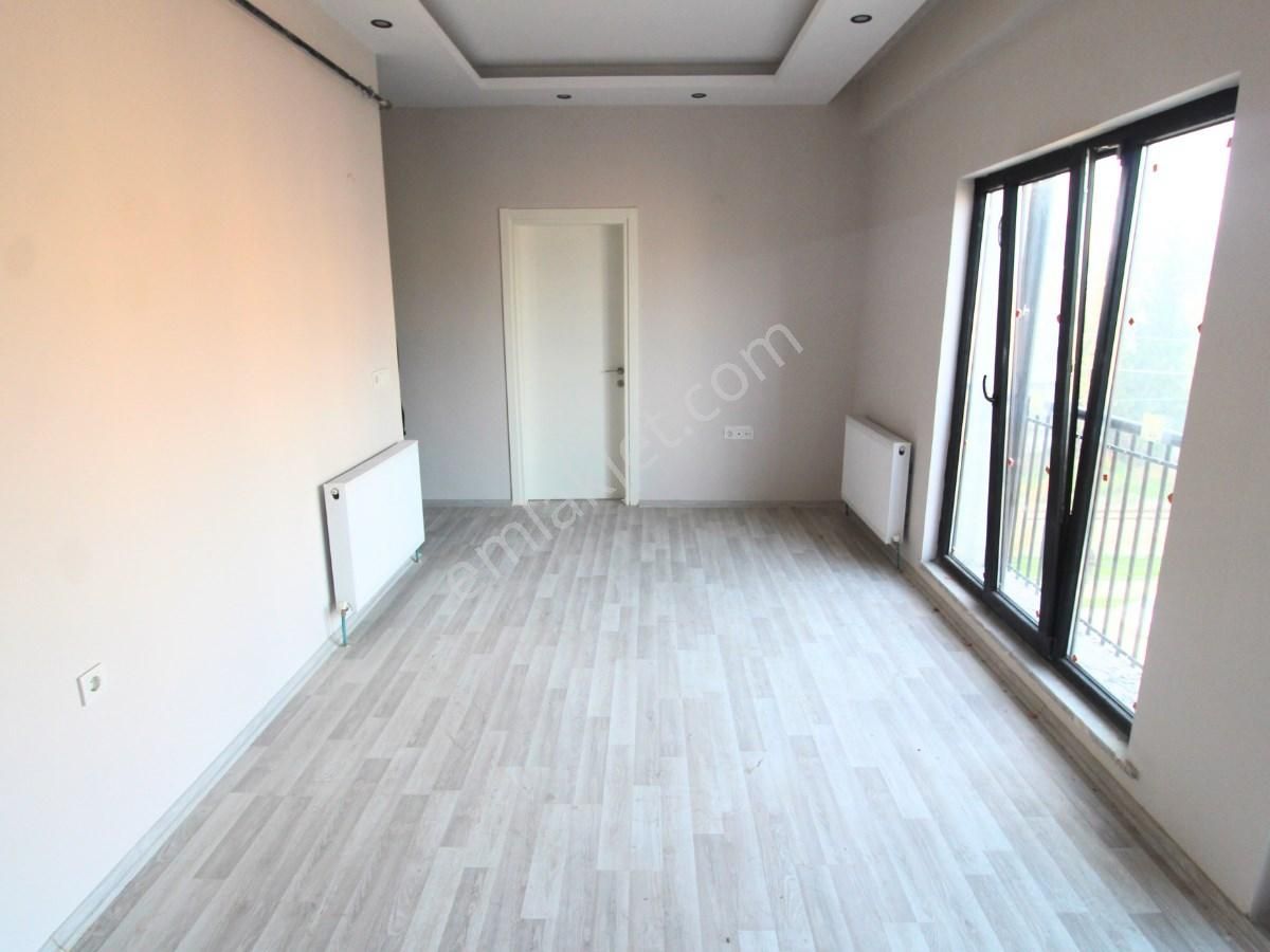 Balıkesir Gop'ta Yatırımlık Sıfır Ara Kat Asansörlü 1+1 Daire - Görsel 7