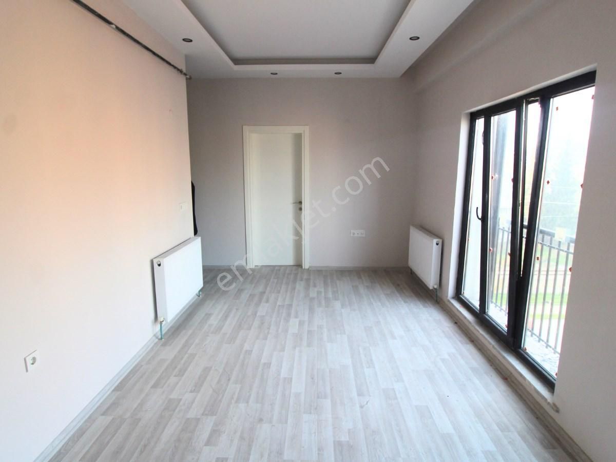 Balıkesir Gop'ta Yatırımlık Sıfır Ara Kat Asansörlü 1+1 Daire - Görsel 9