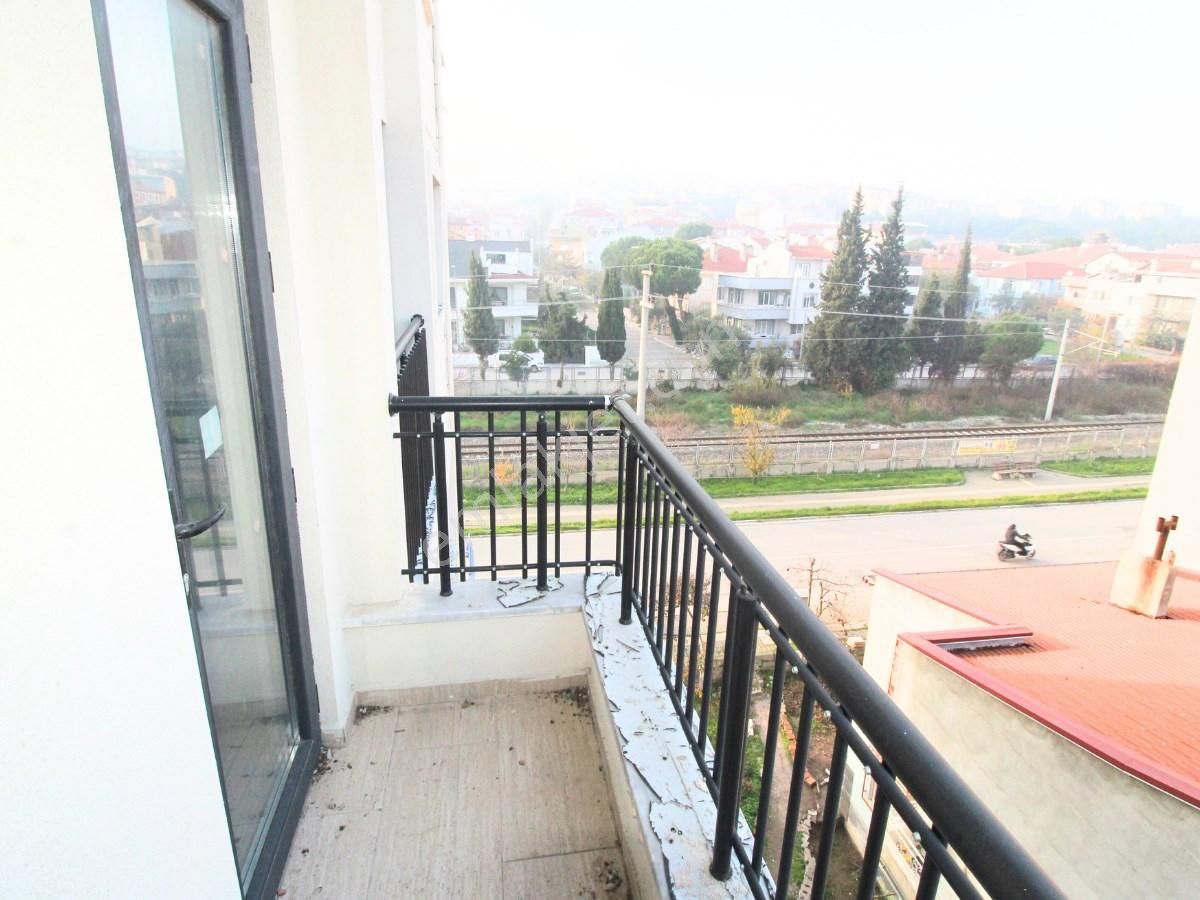 Balıkesir Gop'ta Yatırımlık Sıfır Ara Kat Asansörlü 1+1 Daire - Görsel 19