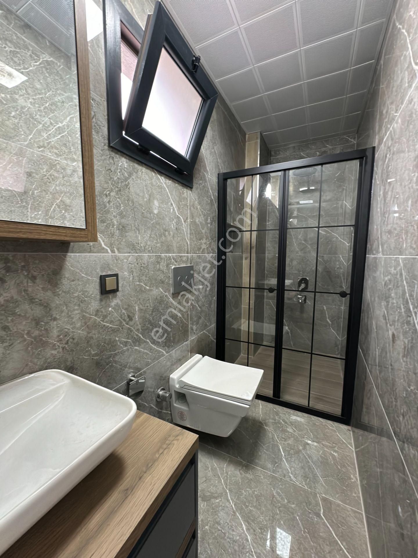 Altınkumda Denize 300 Metre Köşebaşı Çift Cephe 4+1 Ayrı Mutfaklı Ultra Lüx Villa - Görsel 30