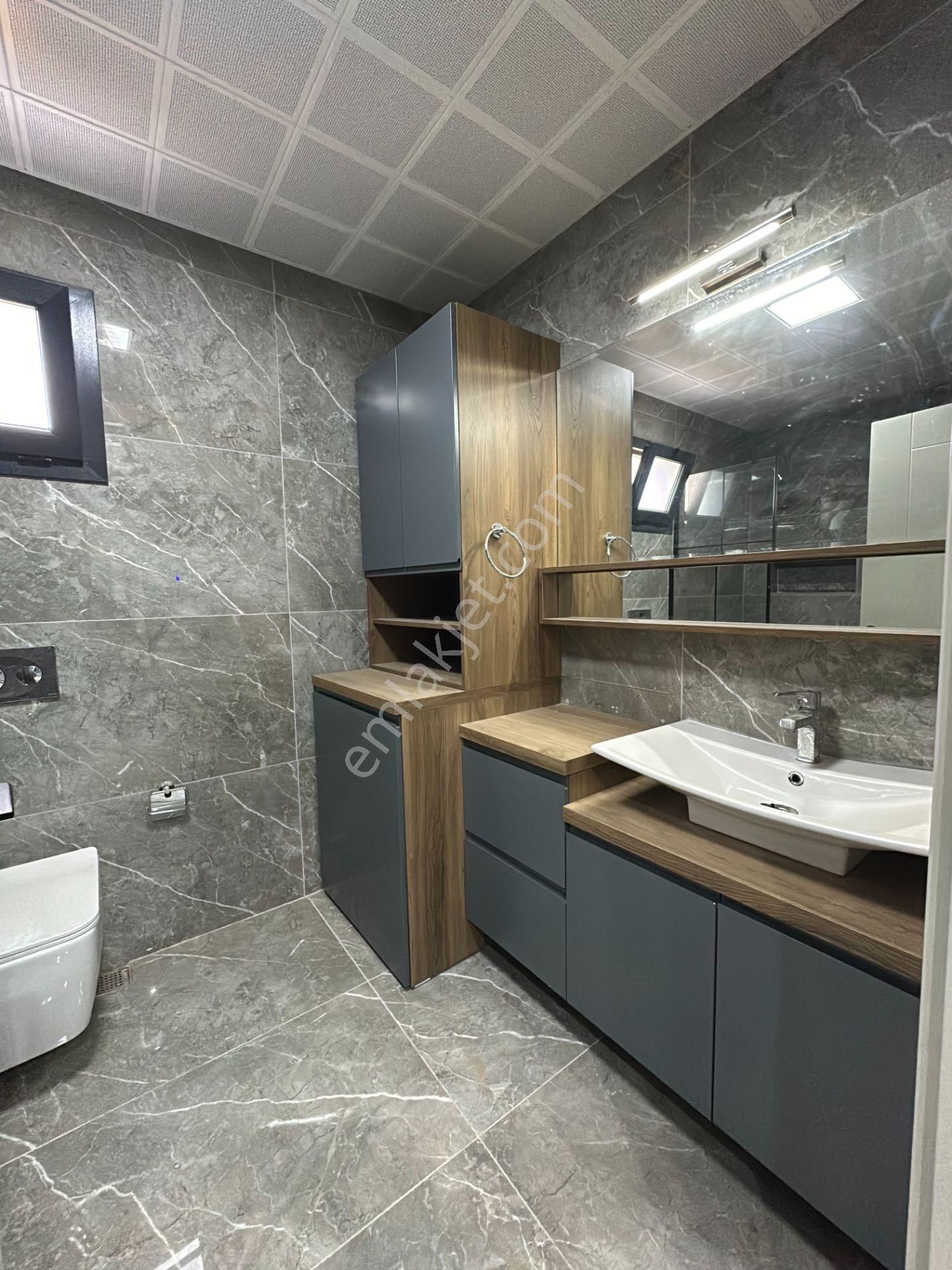 Altınkumda Denize 300 Metre Köşebaşı Çift Cephe 4+1 Ayrı Mutfaklı Ultra Lüx Villa - Görsel 32