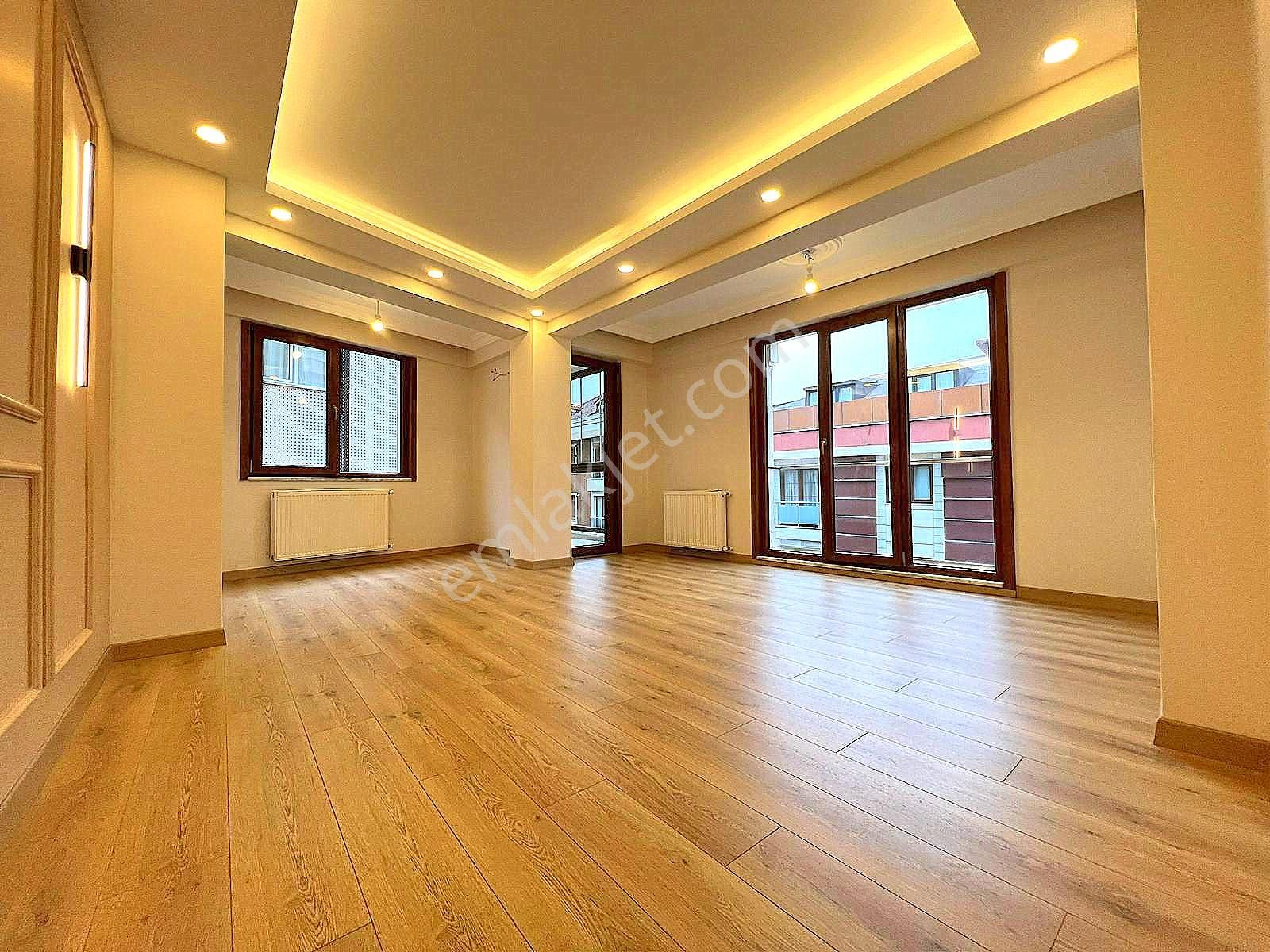 ▃birikim▃küçükyalı'da 3.katta 135m² Ön Cephe Lüks Yapılı Boş 3+1