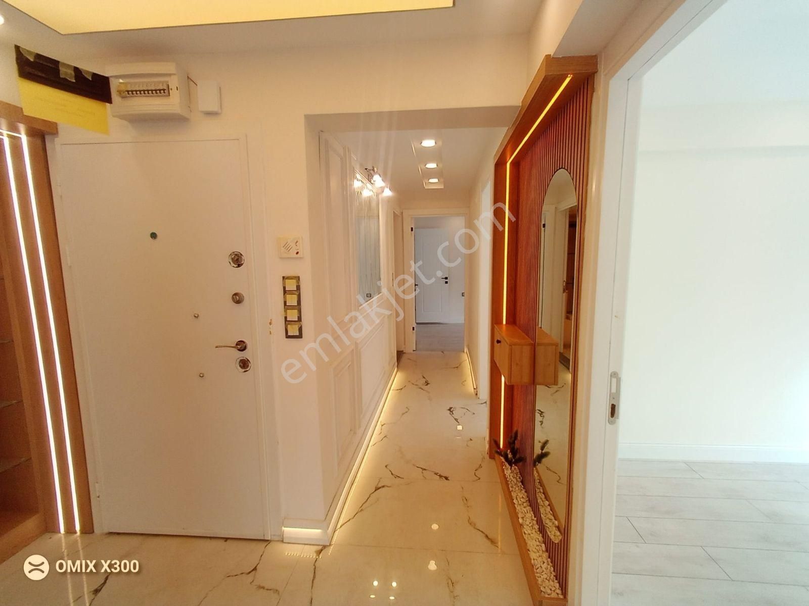 Poligon'da Cadde Paraleli 3+1 Lüks Tadilatlı Otoparklı Arakat - Görsel 10