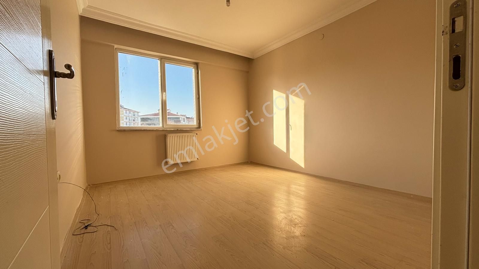 !! Recep Ümit Emlak'tan 71 Evler Mah. Balsu Bulvarı Üzerinde Kiralık Asansörlü 3+1 Ferah Daire Fç1 - Görsel 6