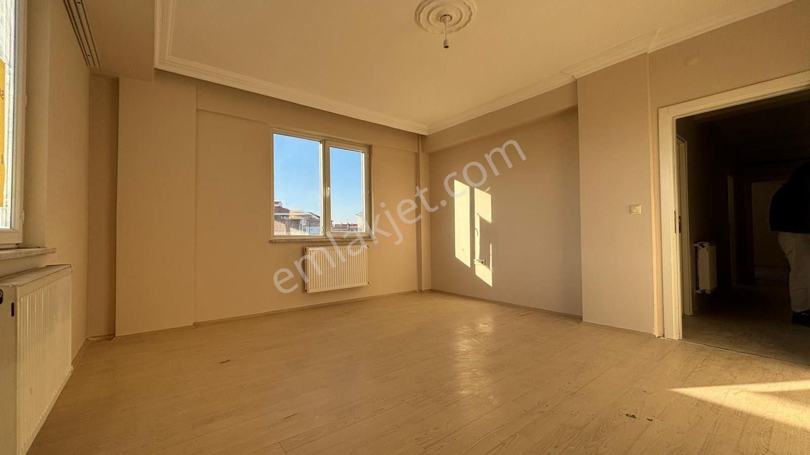 !! Recep Ümit Emlak'tan 71 Evler Mah. Balsu Bulvarı Üzerinde Kiralık Asansörlü 3+1 Ferah Daire Fç1 - Görsel 5