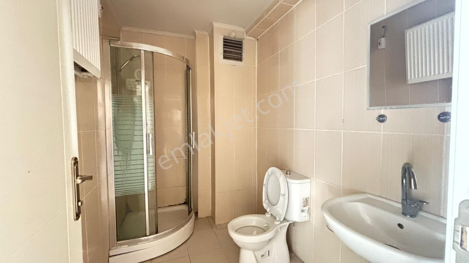 !! Recep Ümit Emlak'tan 71 Evler Mah. Balsu Bulvarı Üzerinde Kiralık Asansörlü 3+1 Ferah Daire Fç1 - Görsel 31