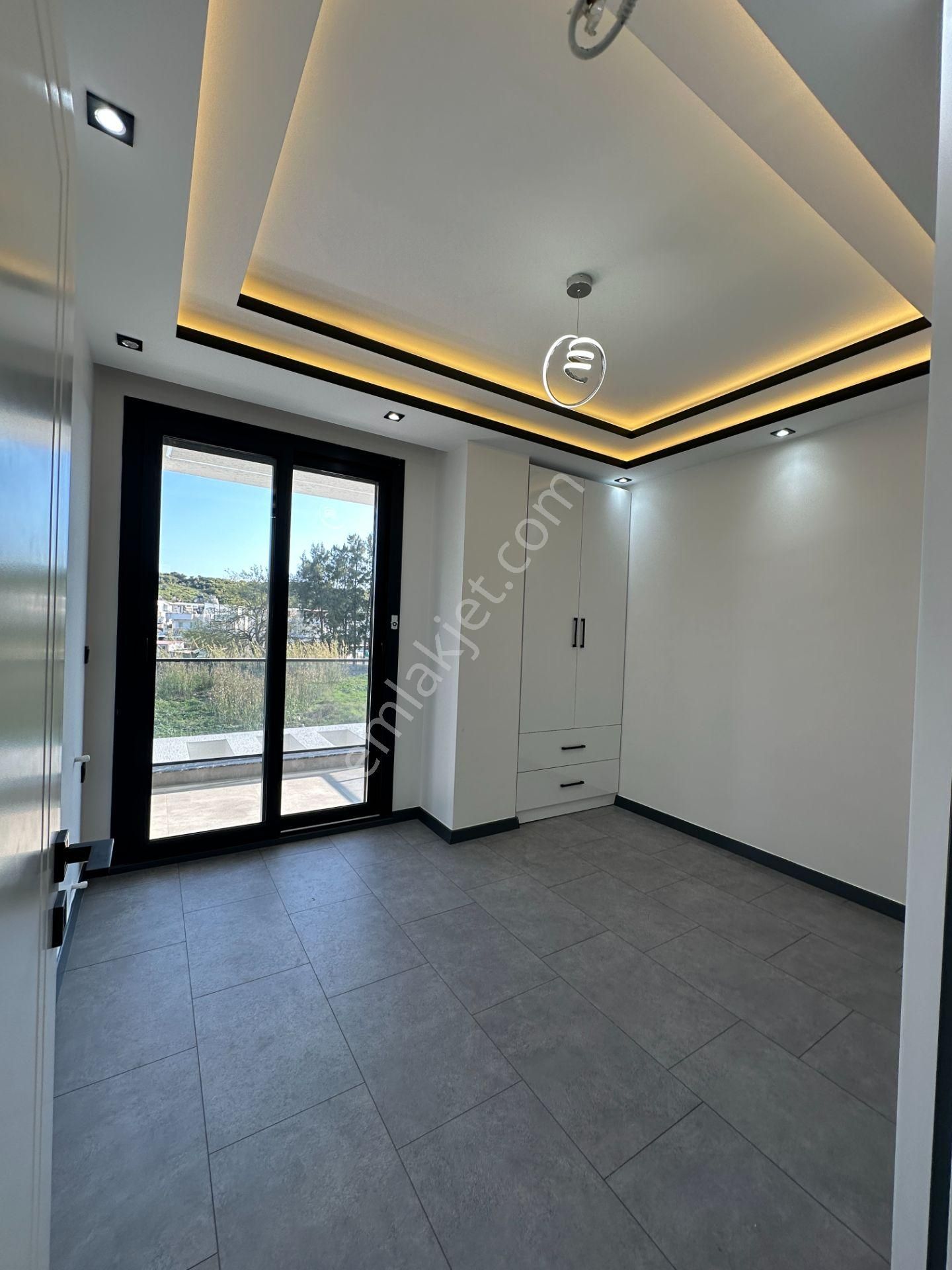 Villacı Onur'dan Fırsat Fiyata Satılık 3+1 Müstakil Havuzlu Lüx Villa - Görsel 29