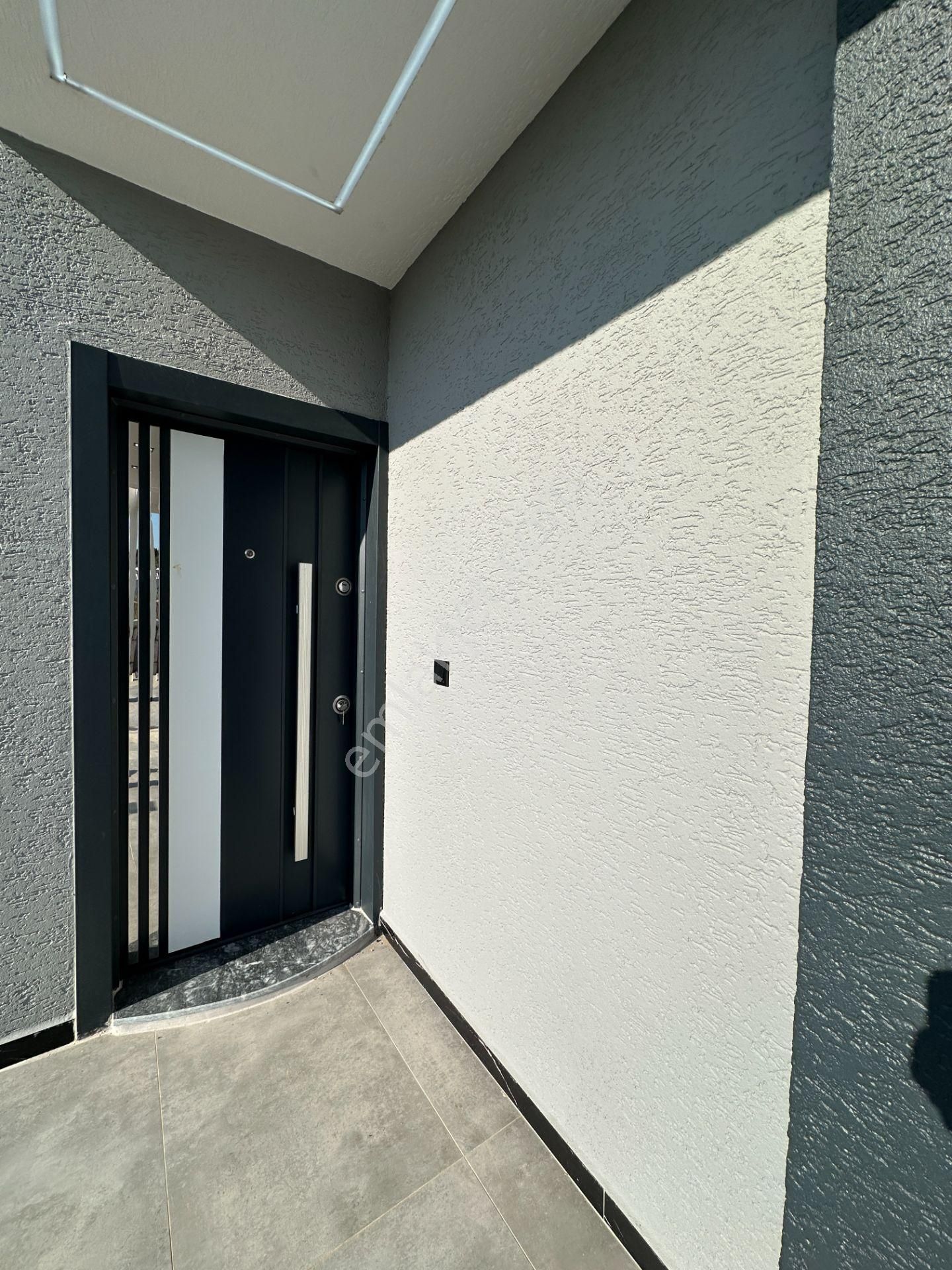 Villacı Onur'dan Fırsat Fiyata Satılık 3+1 Müstakil Havuzlu Lüx Villa - Görsel 10