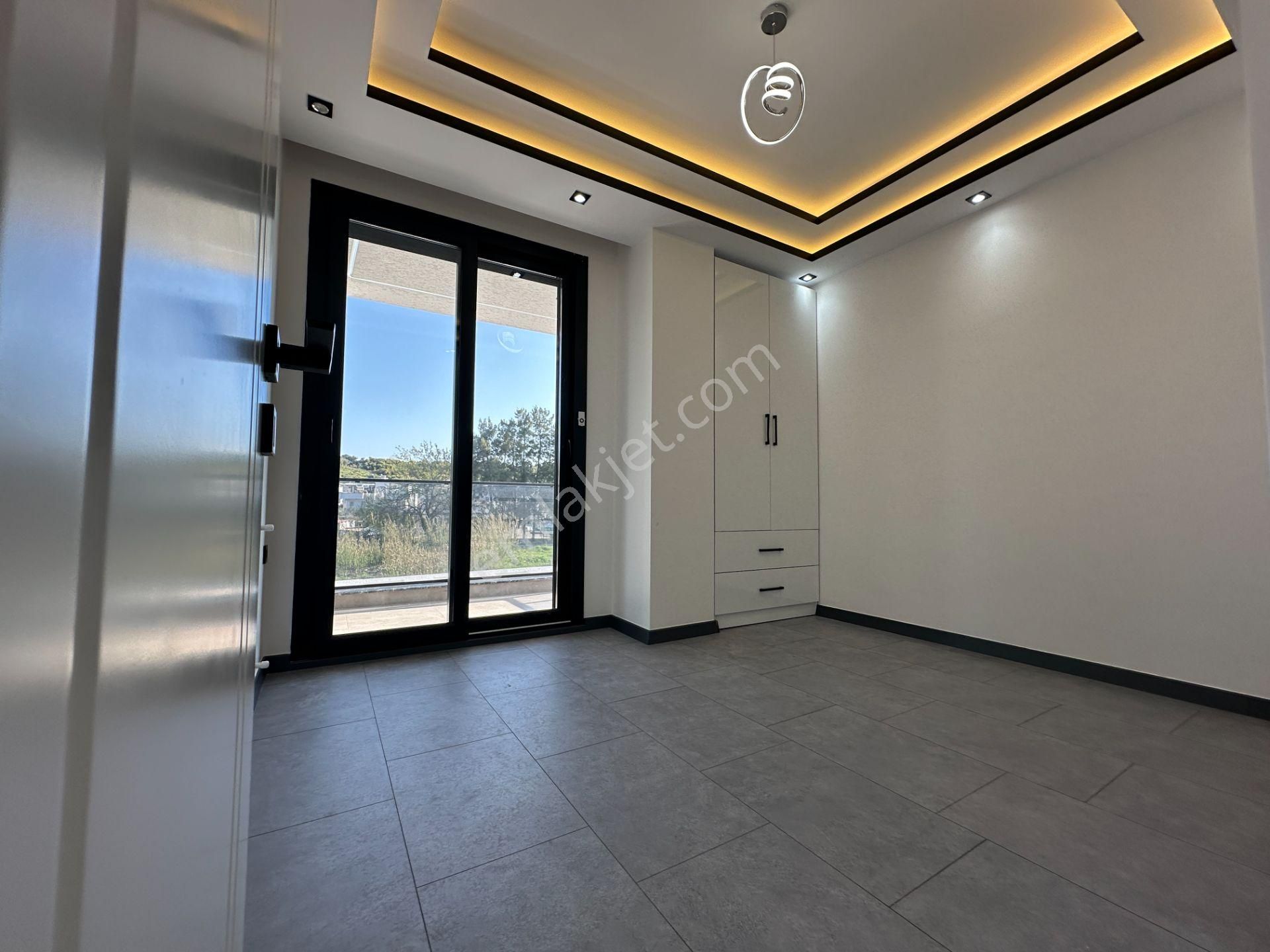 Villacı Onur'dan Fırsat Fiyata Satılık 3+1 Müstakil Havuzlu Lüx Villa - Görsel 26