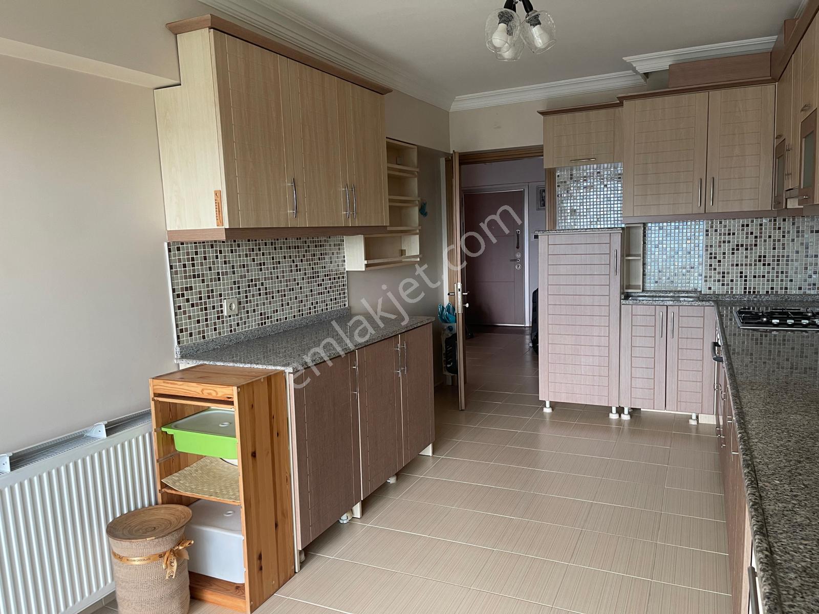 Sahibinden, M.sinan'da, Önü Açık, 4+1, Kiler, Giyinme Odası, Eşya, Masrafsız Ferah Daire - Görsel 13