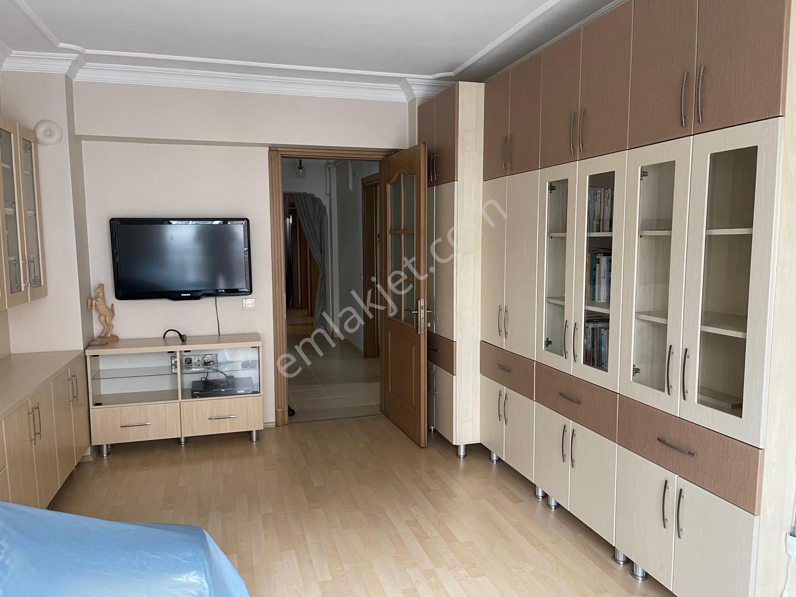 Sahibinden, M.sinan'da, Önü Açık, 4+1, Kiler, Giyinme Odası, Eşya, Masrafsız Ferah Daire - Görsel 9