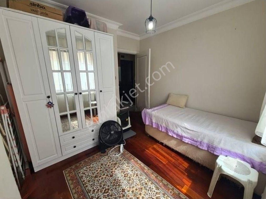 Kadıköy 19 Mayıs İnönü Caddesinde Genç Binada İskanlı 3+1 Satılık Daire - Görsel 10