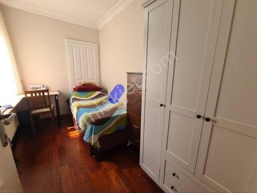 Kadıköy 19 Mayıs İnönü Caddesinde Genç Binada İskanlı 3+1 Satılık Daire - Görsel 13