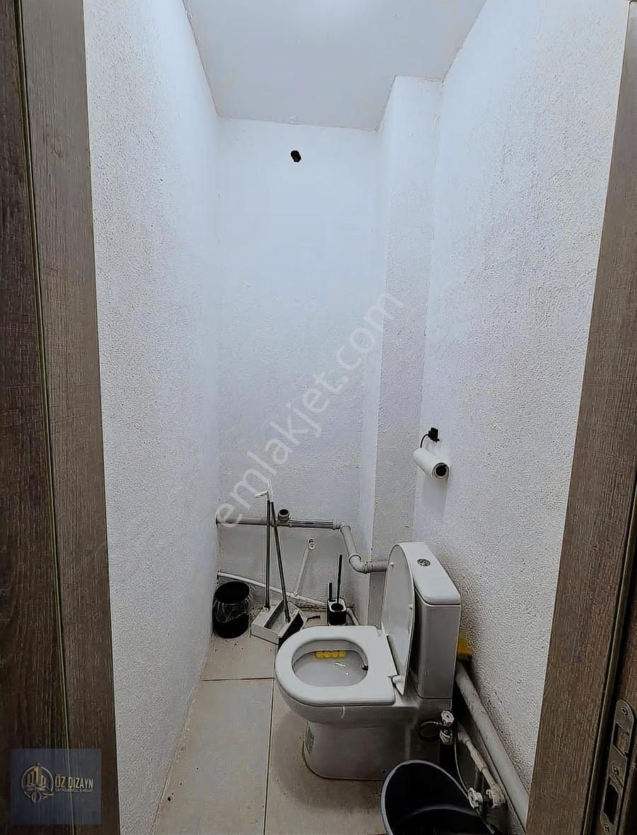 Muratlı Yürüyüş Yolu Üzerinde Devren Kiralık Tam Donanımlı Ofis - Görsel 9