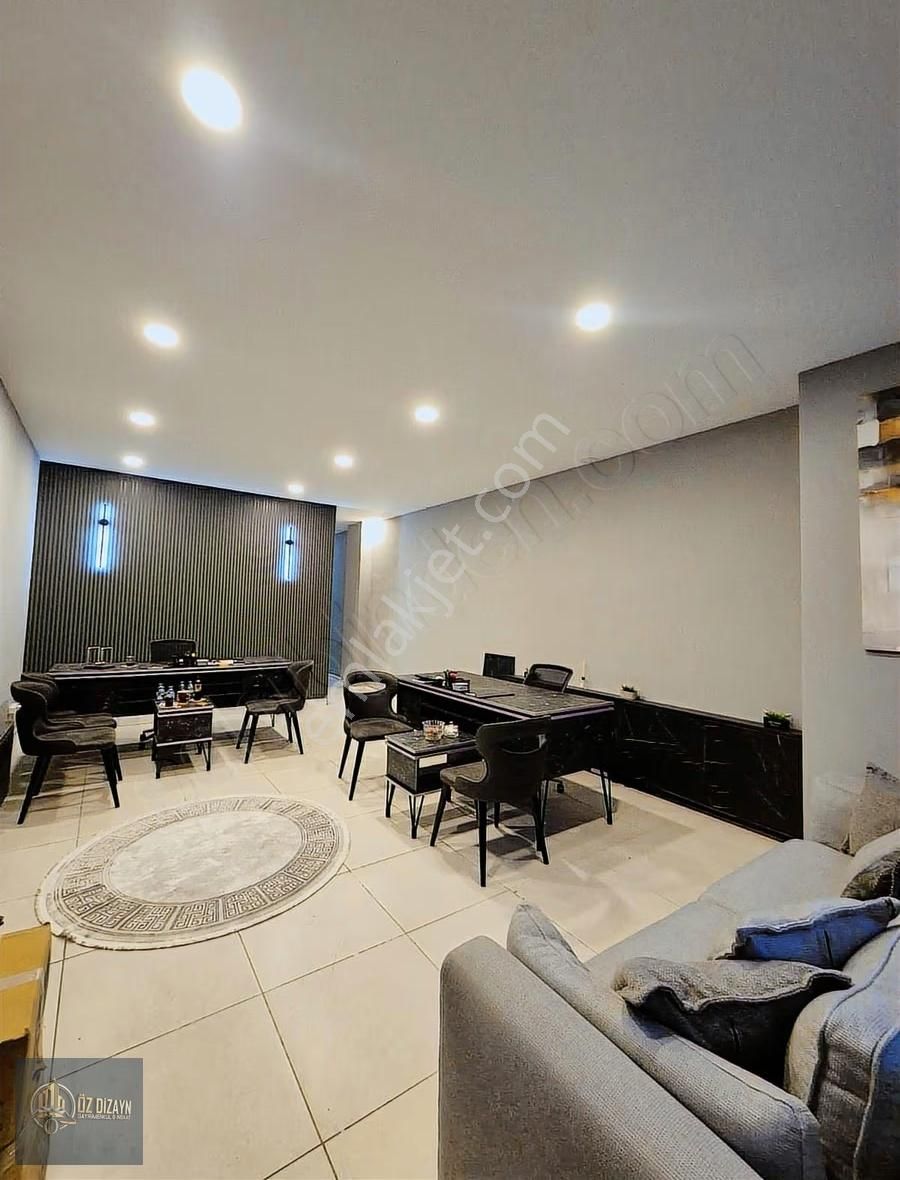 Muratlı Yürüyüş Yolu Üzerinde Devren Kiralık Tam Donanımlı Ofis