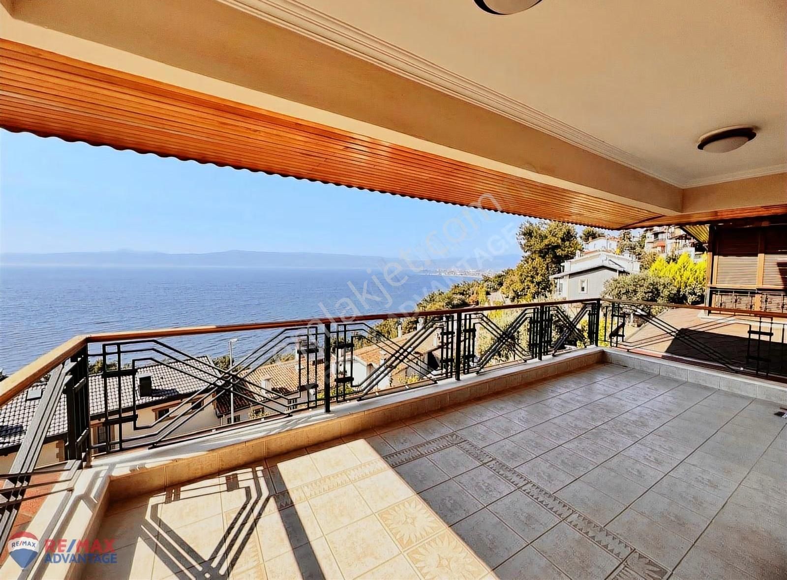 Remax Advantage'dan Kurşunlu'da Muhteşem Deniz Manzaralı Villa - Görsel 13