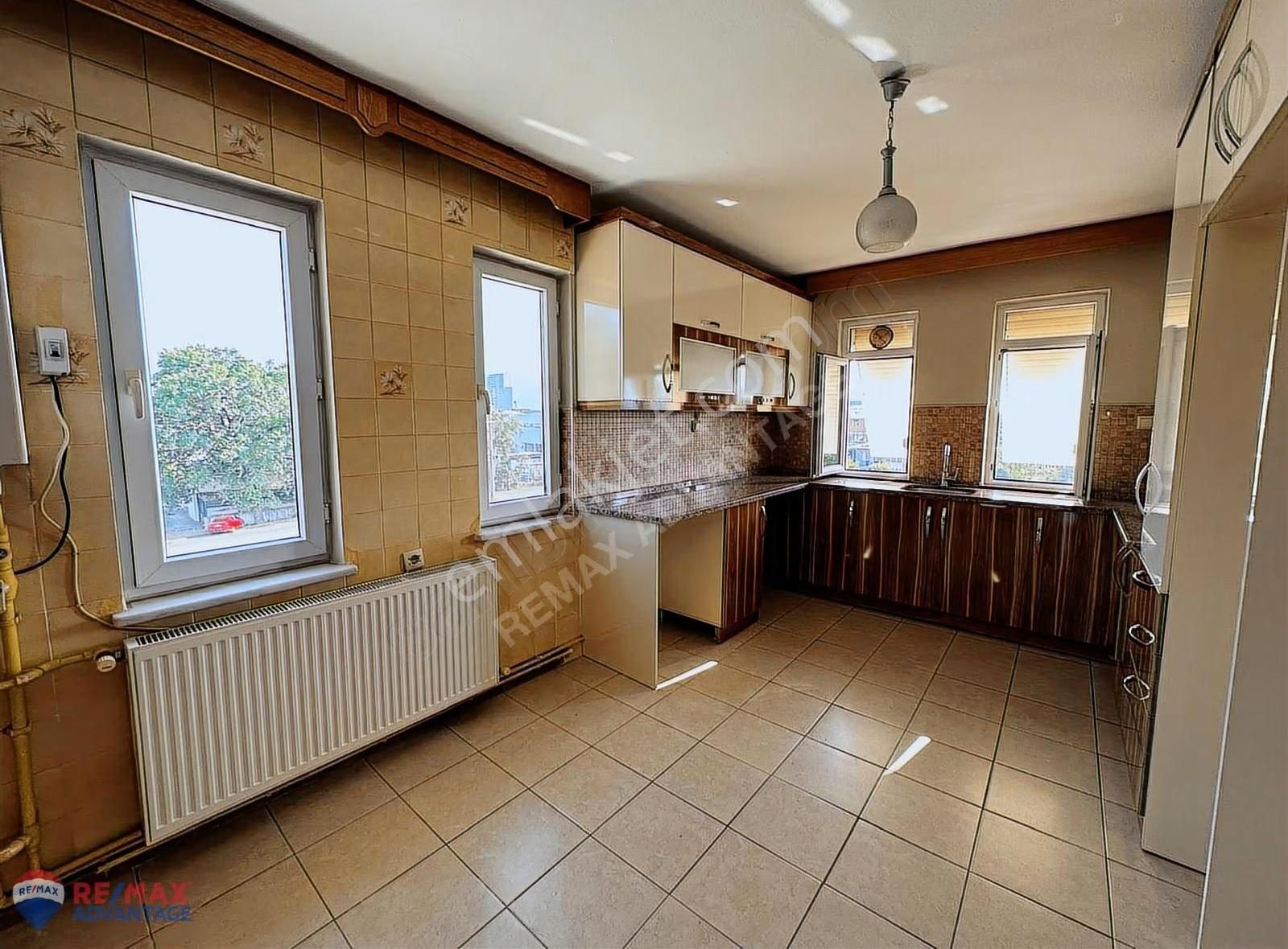 Remax Advantage Dan Panayır Mh 3+1 Geniş Caddeüstü Kiralık Daire - Görsel 14