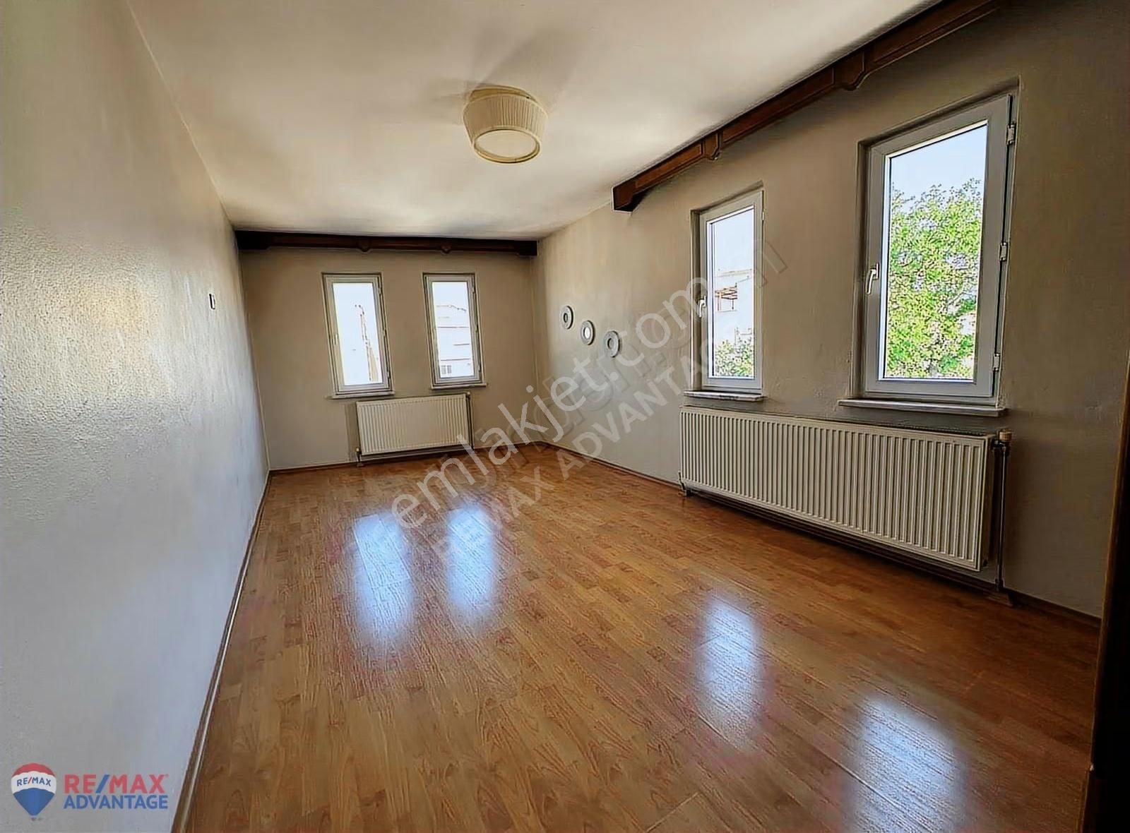 Remax Advantage Dan Panayır Mh 3+1 Geniş Caddeüstü Kiralık Daire - Görsel 11