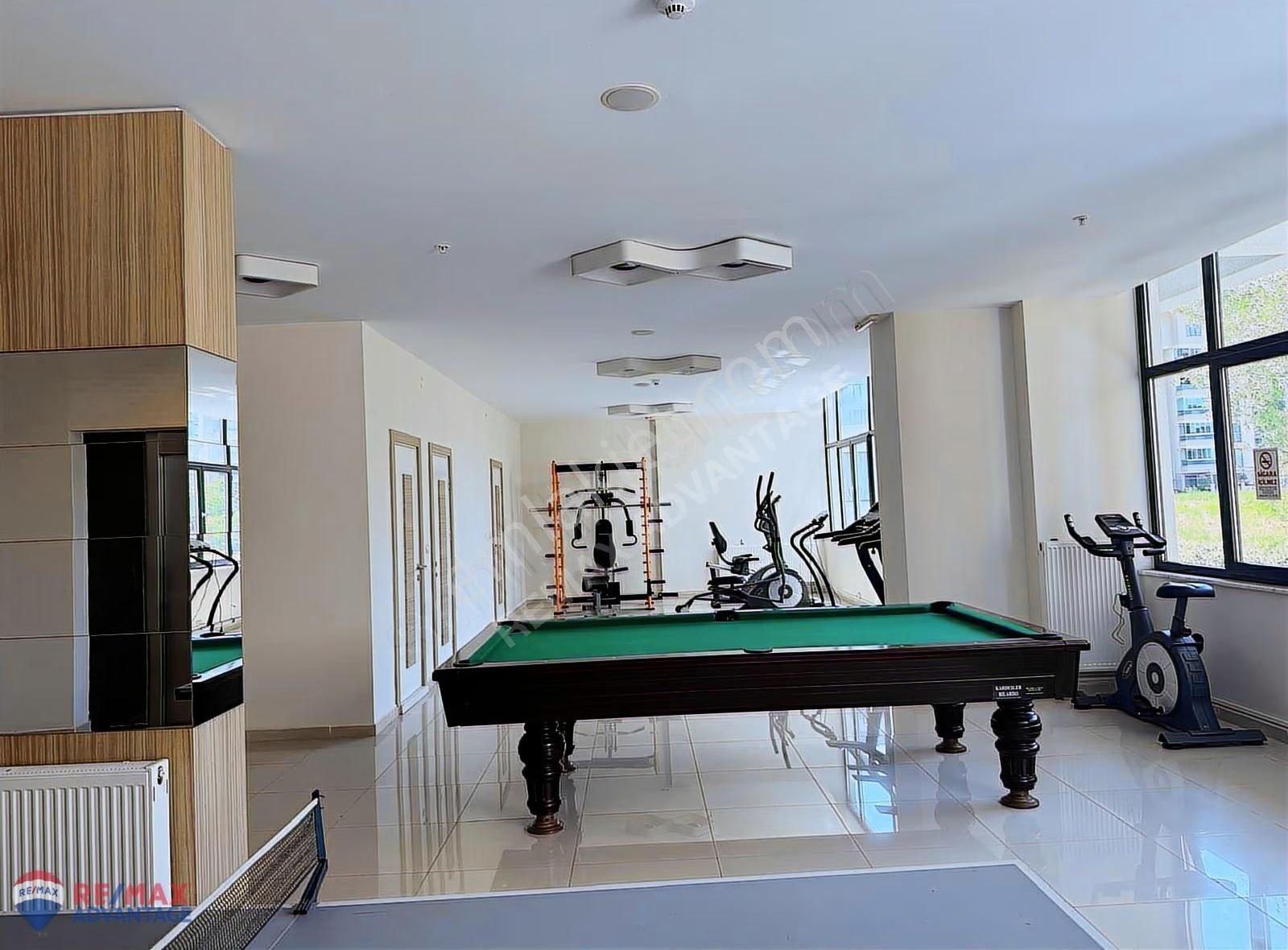 Remax Advantage'dan 23 Nisan'da Full Eşyalı Ferah 1+1 Satılık - Görsel 2