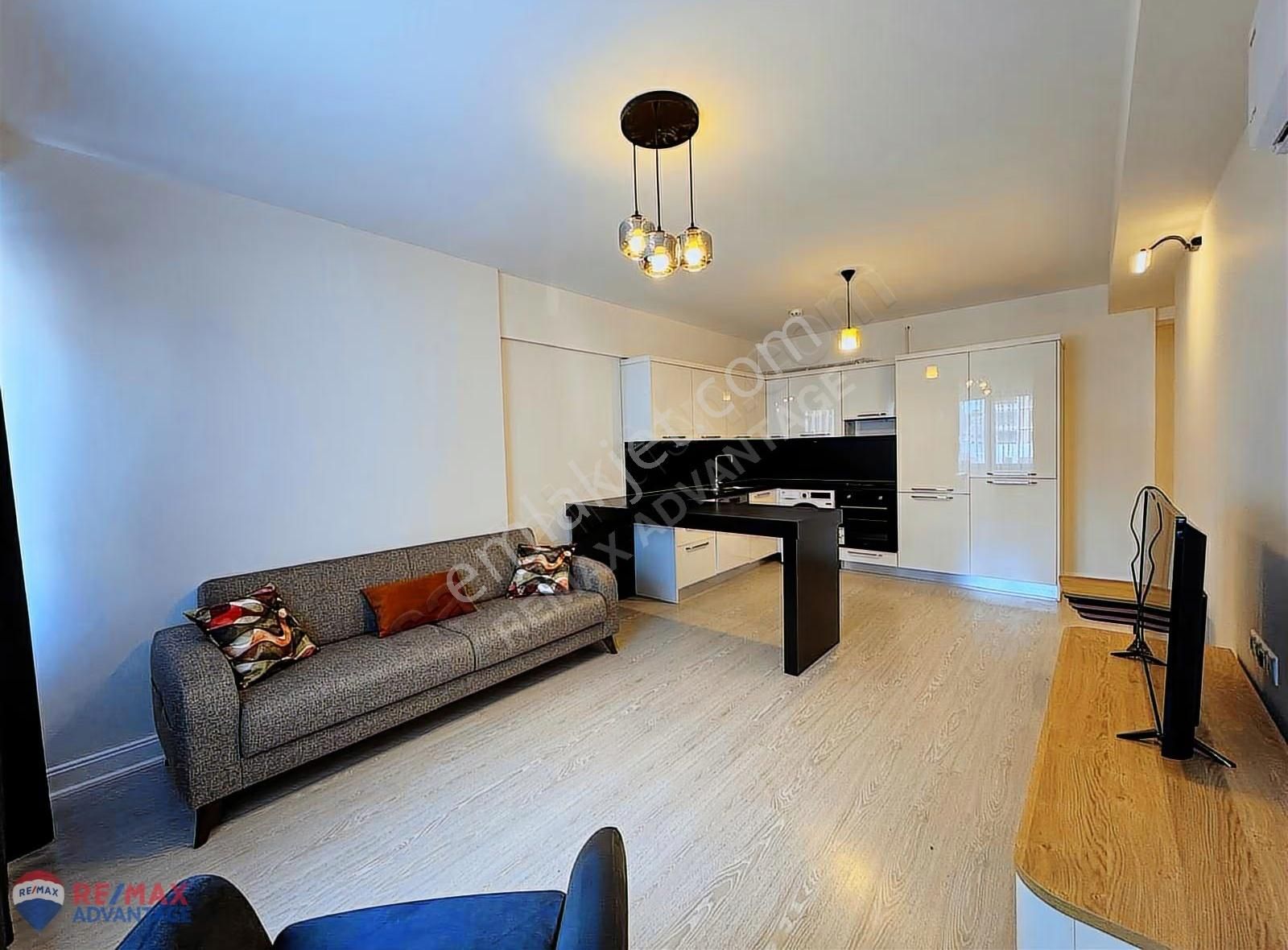 Remax Advantage'dan 23 Nisan'da 1+1 Eşyalı Satılık Daire - Görsel 5