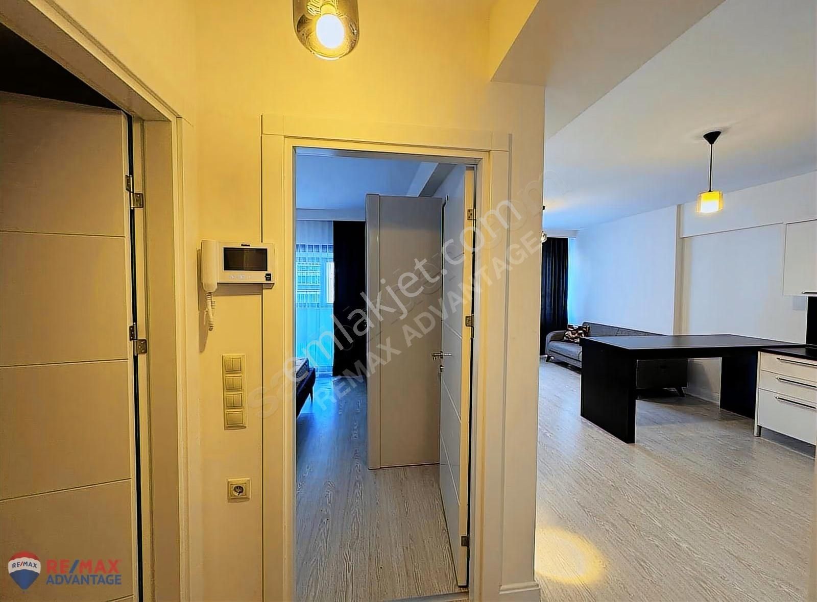 Remax Advantage'dan 23 Nisan'da 1+1 Eşyalı Satılık Daire - Görsel 19