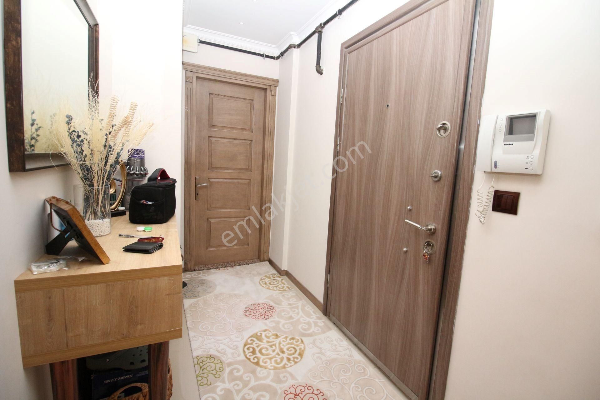 Genç Binada Asansörlü Otoparklı Doğalgazlı - Görsel 10