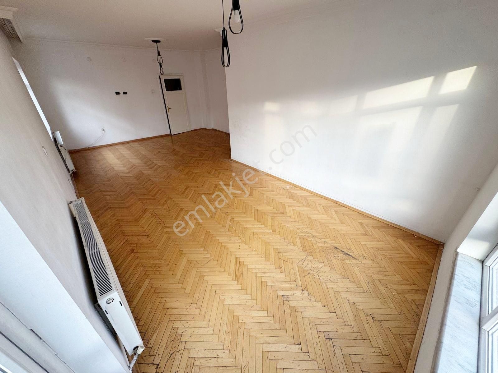 Şehir Has. Yakını Cadde Üstü 3+1 Bağımsız Ortakat Ön Cephe Güney - Görsel 3