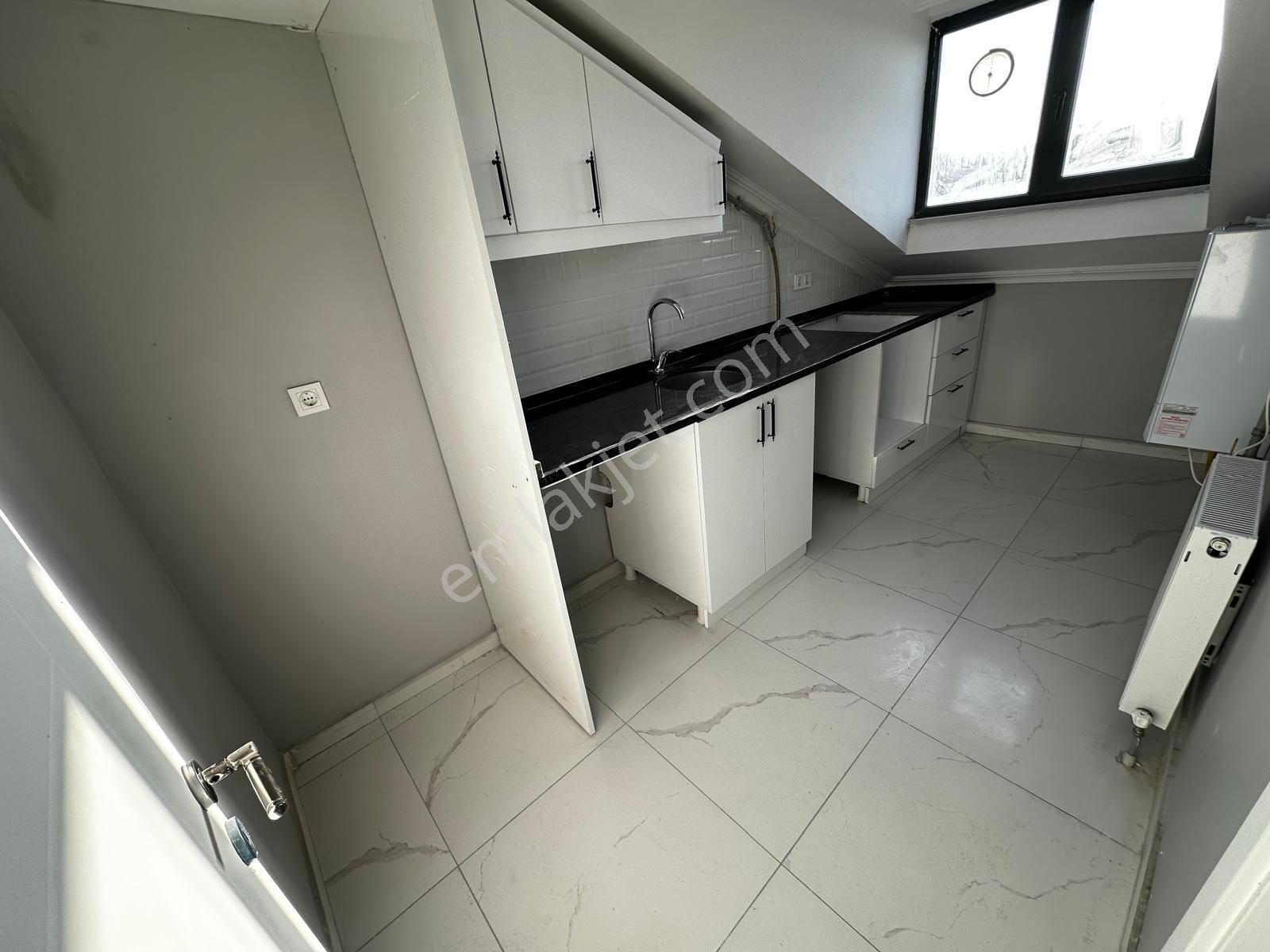 Üç Kardeşler'den Malkoçoğlu Mh 2+1 85m2 Sıfır Kiralık Çatıkatı - Görsel 13