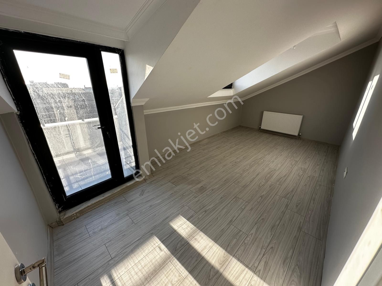 Üç Kardeşler'den Malkoçoğlu Mh 2+1 85m2 Sıfır Kiralık Çatıkatı - Görsel 2
