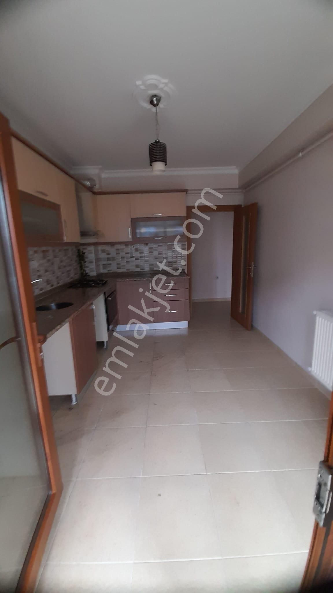 Gundogdu Vergı Daıresı Yanı Ara Kat Kıralık 3+1 Daıre - Görsel 15