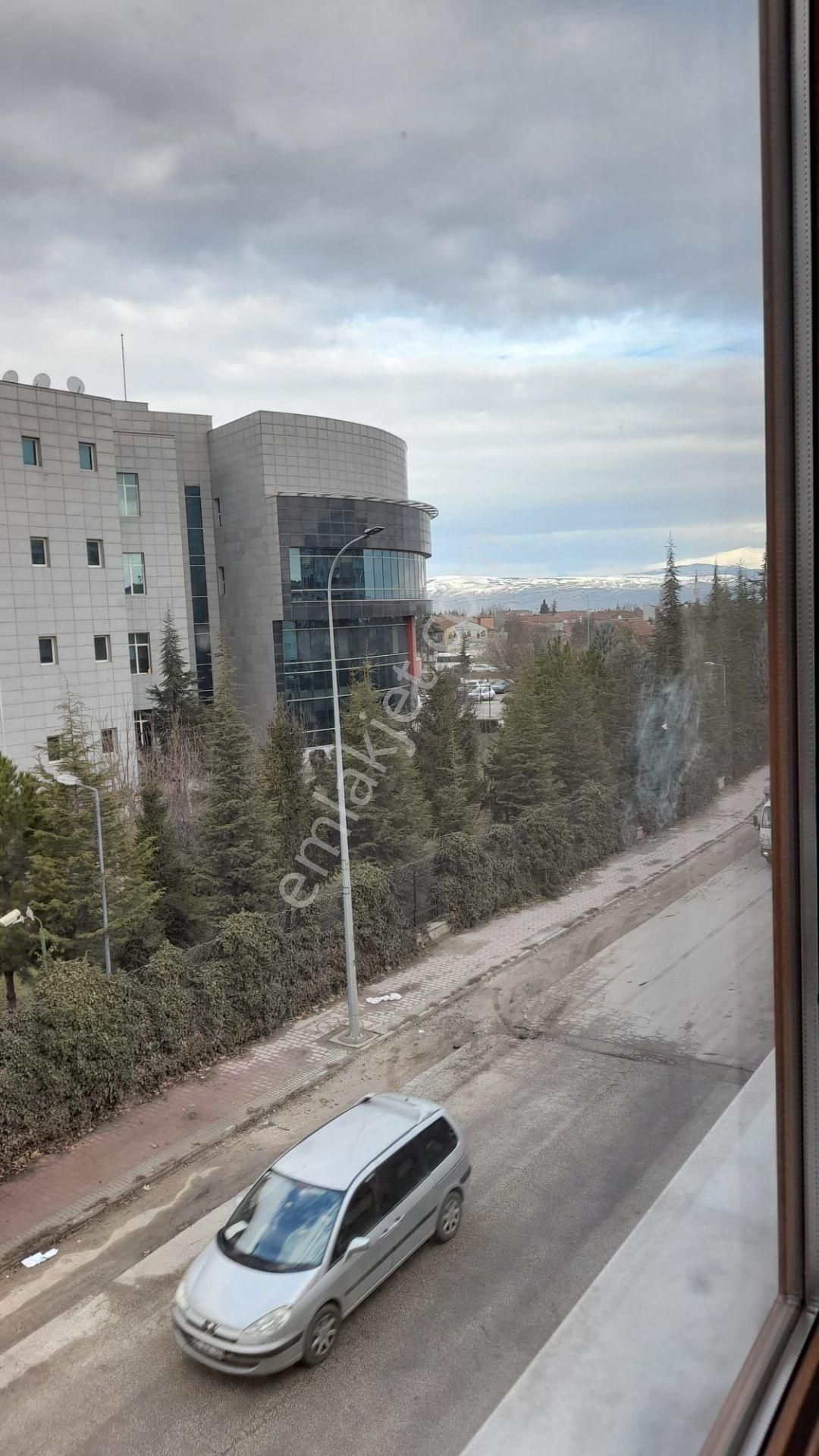 Gundogdu Vergı Daıresı Yanı Ara Kat Kıralık 3+1 Daıre - Görsel 29