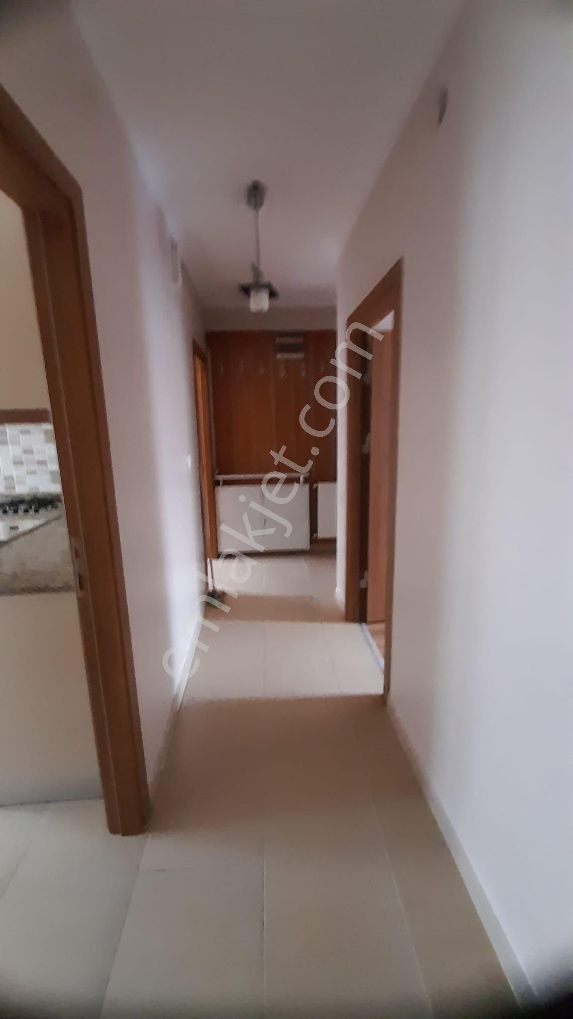 Gundogdu Vergı Daıresı Yanı Ara Kat Kıralık 3+1 Daıre - Görsel 13