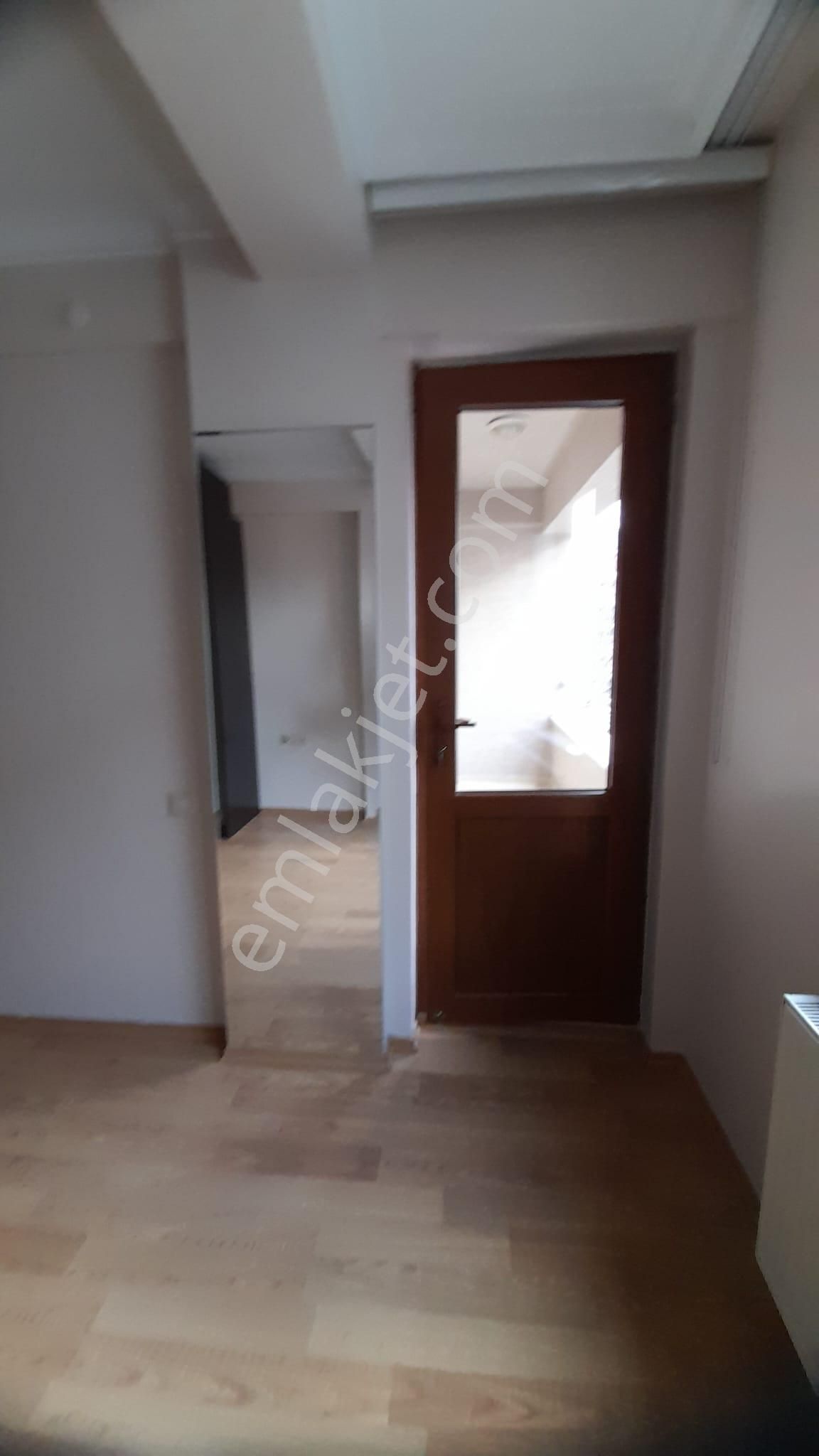 Gundogdu Vergı Daıresı Yanı Ara Kat Kıralık 3+1 Daıre - Görsel 7